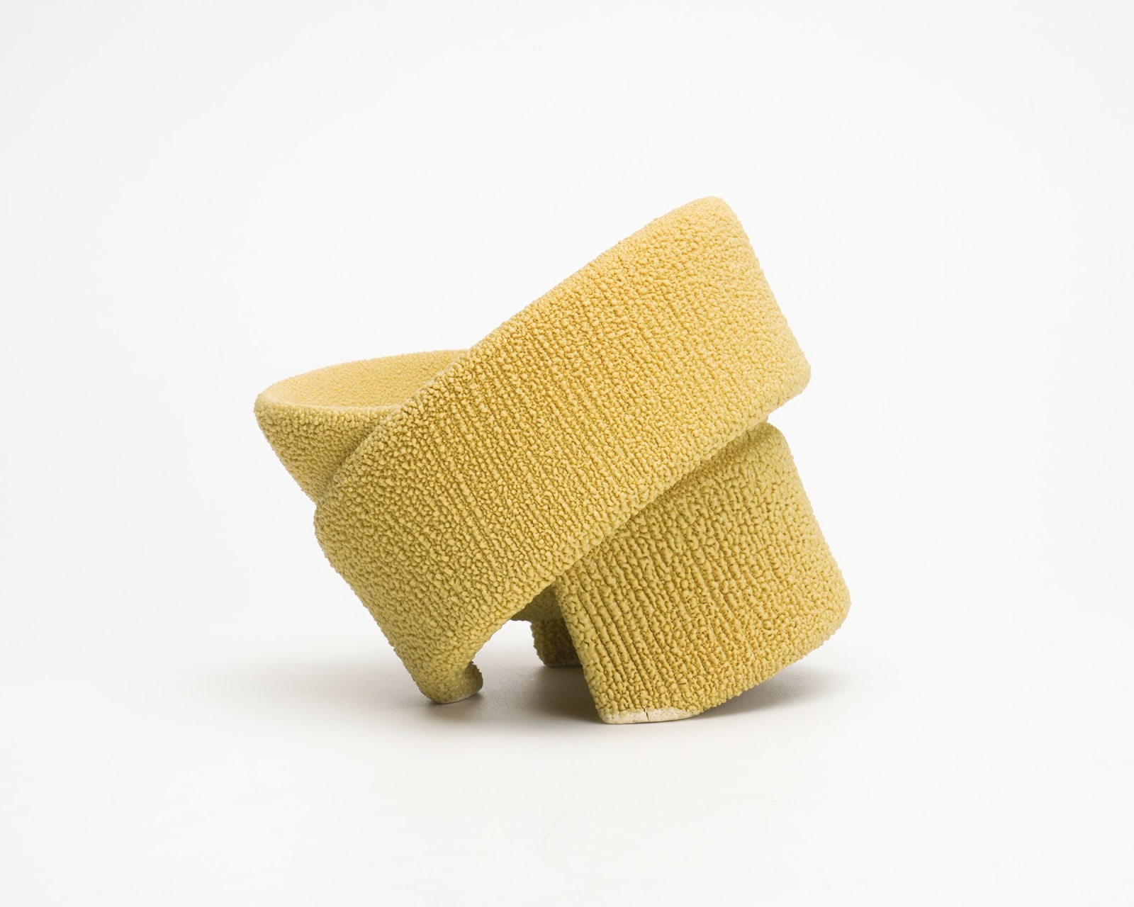 Matsutani Fumio 松谷文生, No.12 Ō Kei (Yellow) Sake cup, 2025