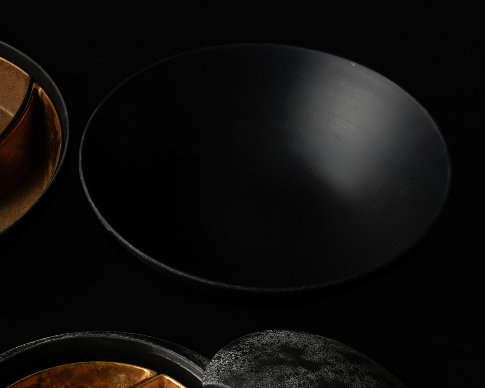 Terauchi Shinji 寺内信二, Four-tiered moon shaped box, Moon-scape 松竹梅 珠型四段重, 2024