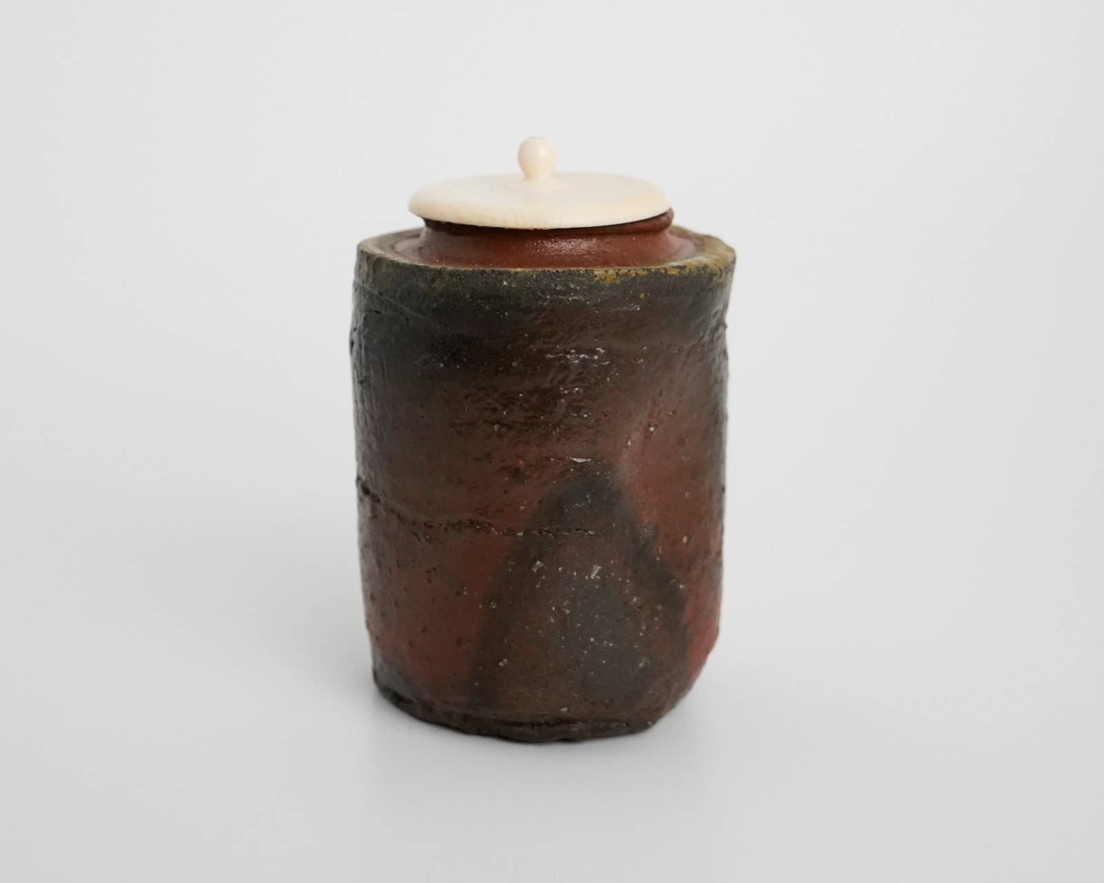 ABE Anjin 安倍安人, Bizen Tea Caddy 備前茶入