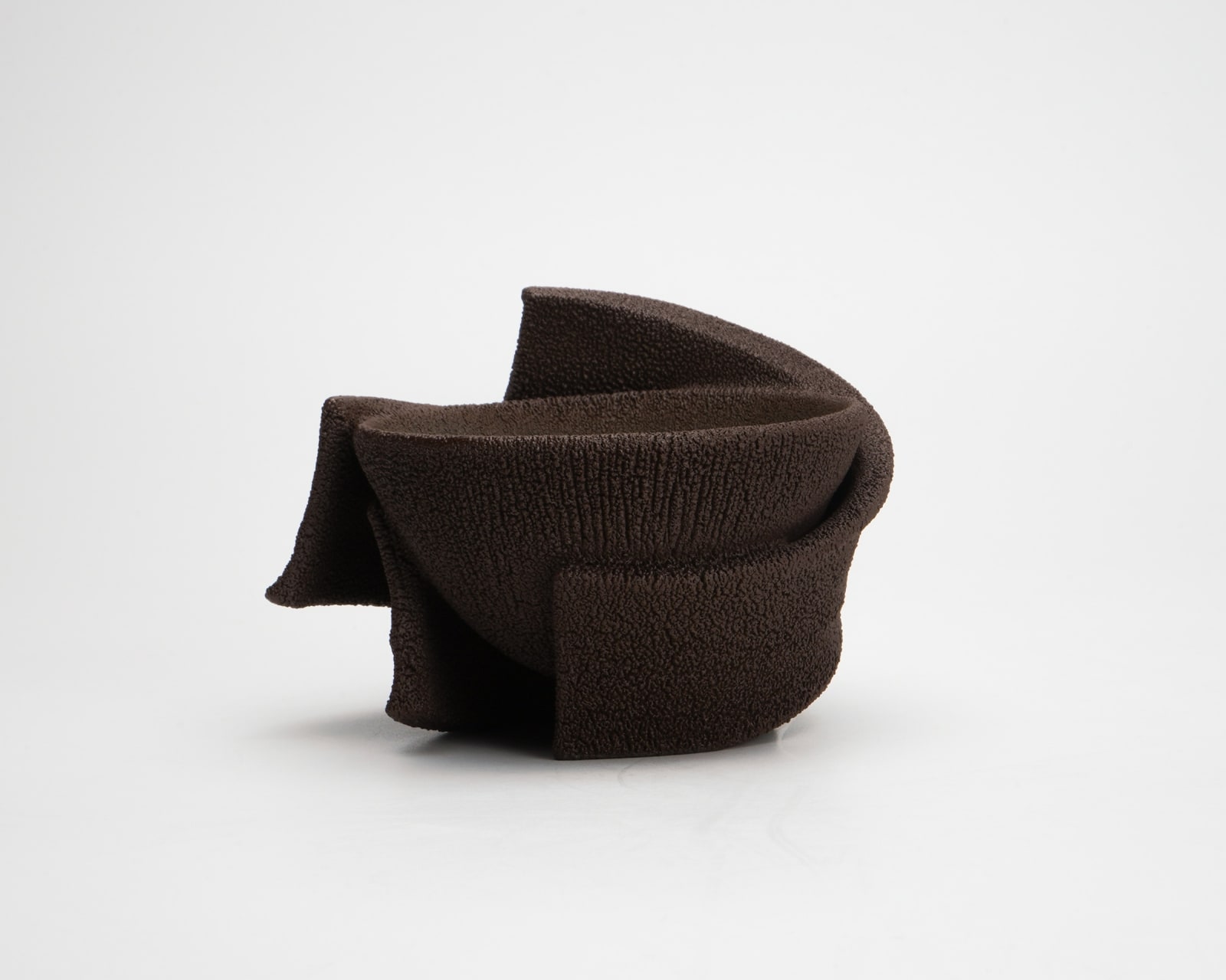 Matsutani Fumio 松谷文生, No.6 Kachi Kei (Brown) Sake cup, 2025