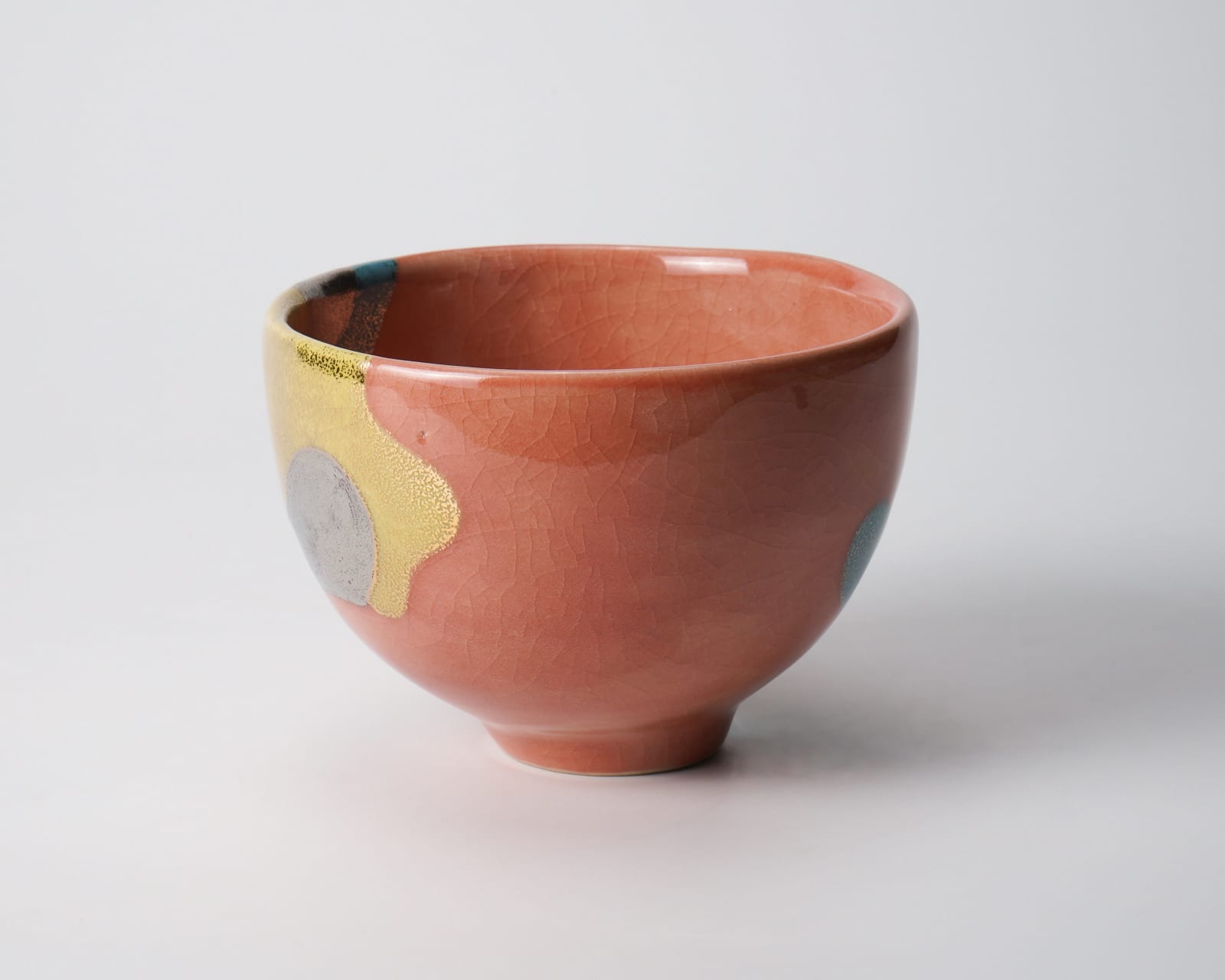 Yanagihara Mutsuo 柳原睦夫, Tea bowl with gold and silver glaze 金銀彩 彩文 茶碗, Late 1990's