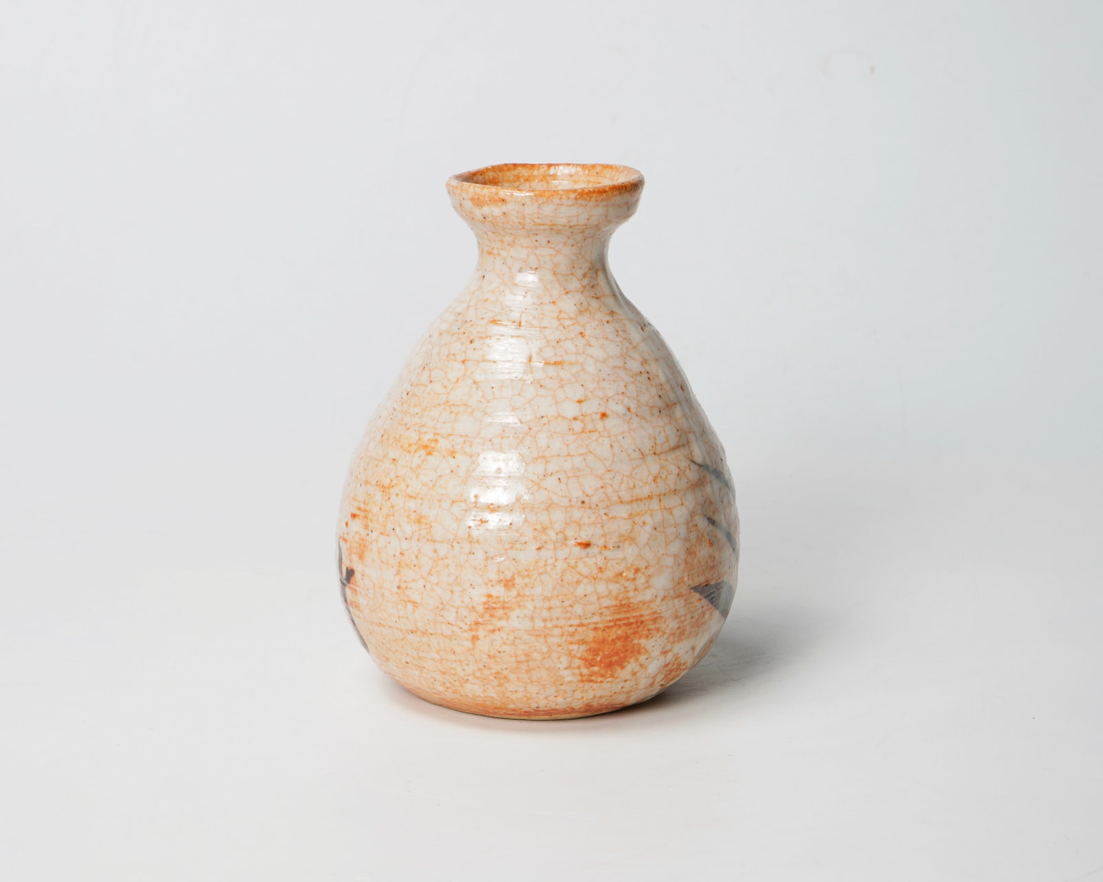 Arakawa Toyozo 荒川豊蔵, No.1 Shino Sake Bottle 志野徳利