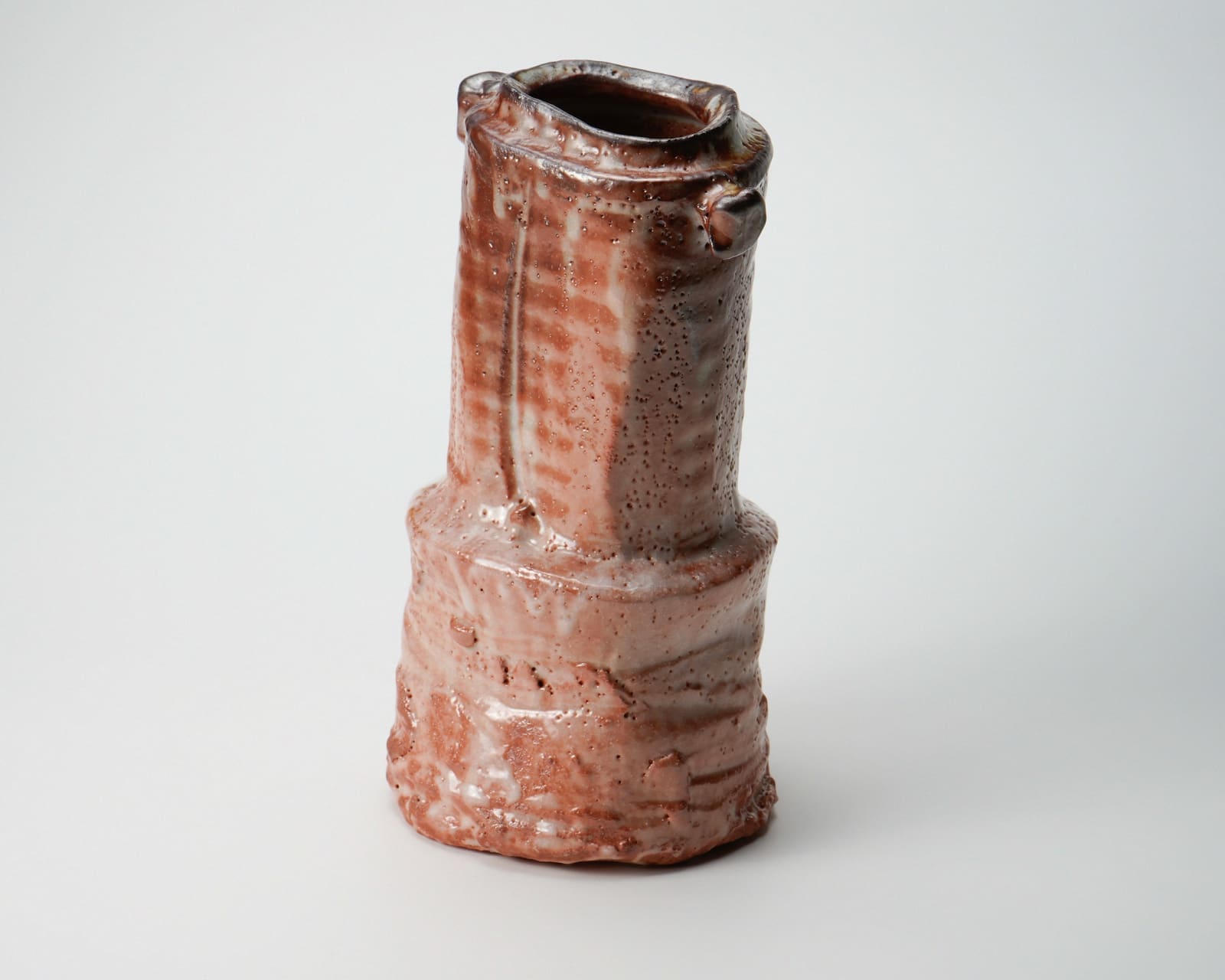 KATO Yasukage XIV 十四代加藤康景, Shino flower vase 志野花入