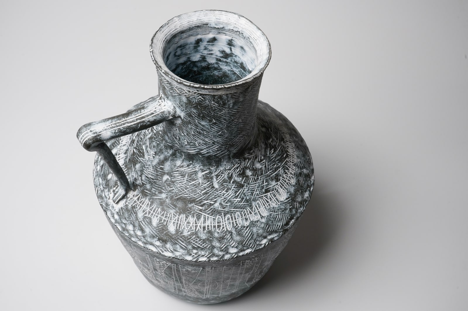 紅椿窯 FLOWER VASE 面取鉄釉 安原喜明作 安原喜孝識 花挿 花瓶 daiichiarts-japanesemodernart-