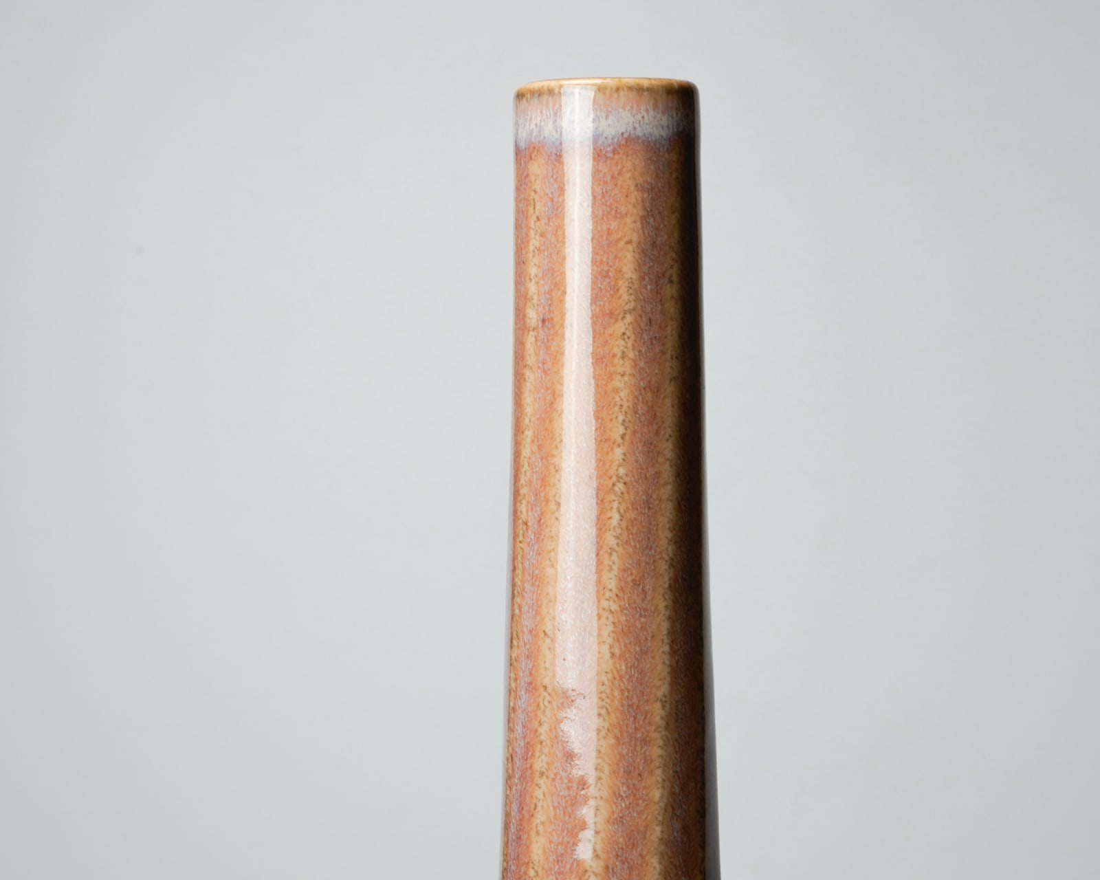 Miyanohara Ken 宮之原 謙, Narrow-necked Flower Vase with Yōhen Glaze 窯変捻口花挿