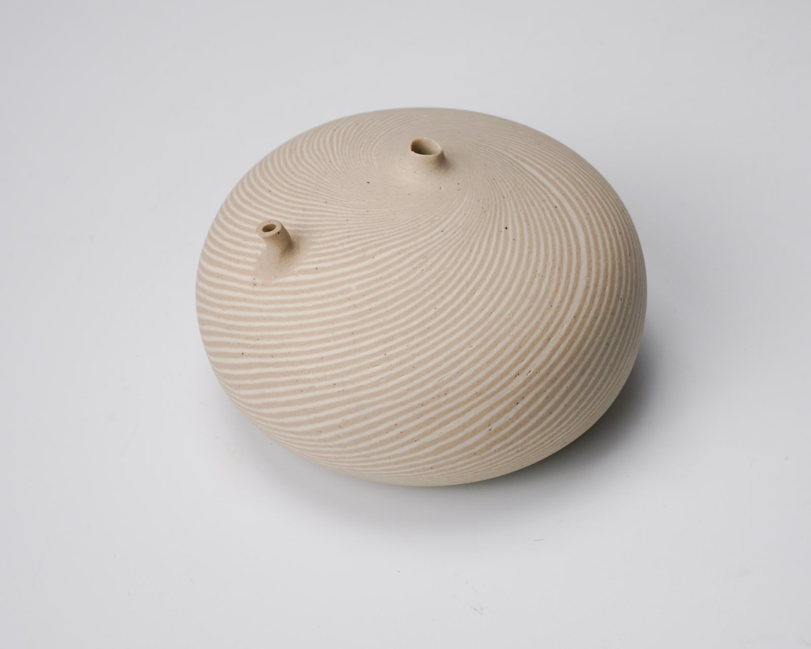 Matsui Kosei 松井康成, Marbled water dropper 練上水滴