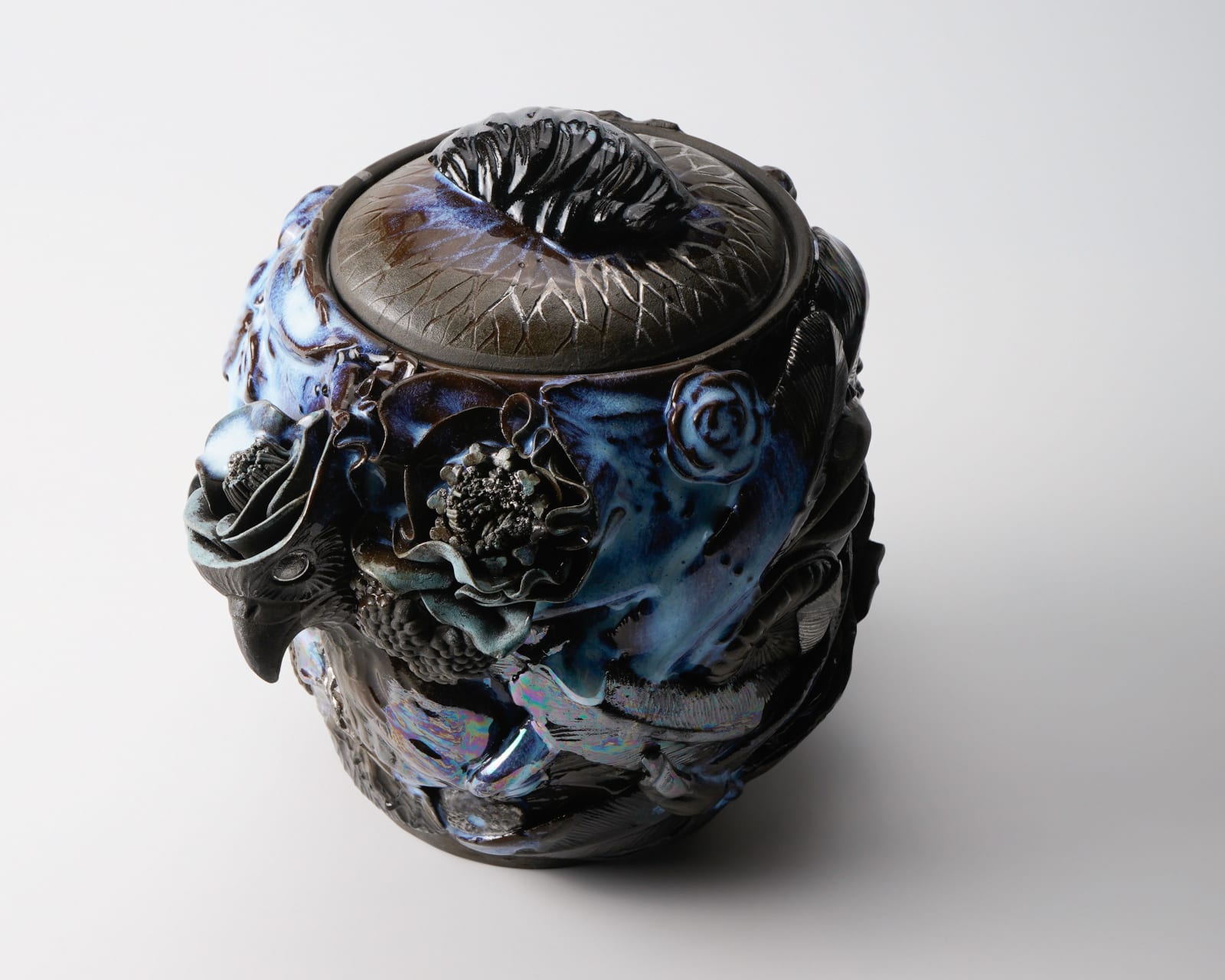 Oishi Sayaka 大石早矢香, Water Jar - feathers- 水指, 2024