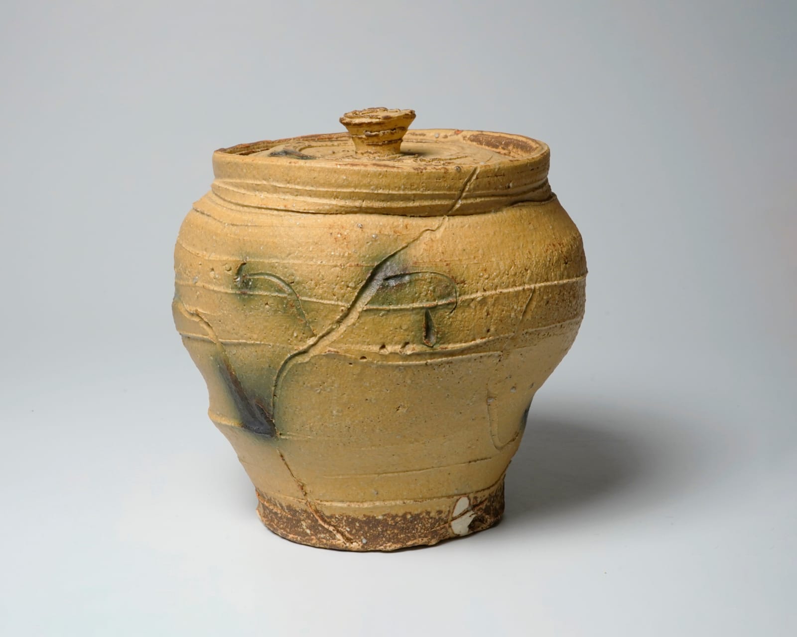 Yamada Kazu 山田和, Kiseto water jar 黄瀬戸水指, 2000's