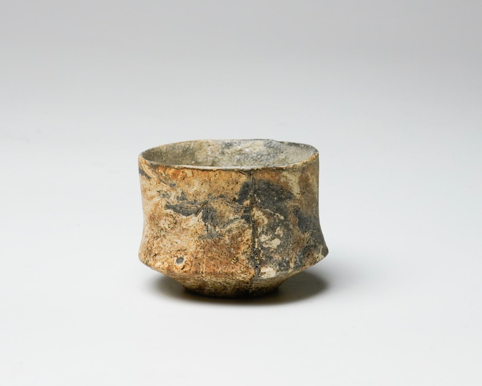 Izumita Yukiya 泉田之也, Small Tea Cup, Grey 茶盃 | Dai Ichi
