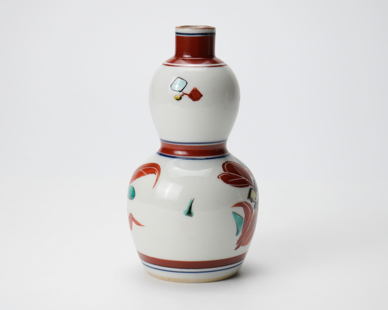 Kitade Tōjirō 北出塔次郎, Pair of aka-e Kutani gourd-shaped sake bottles