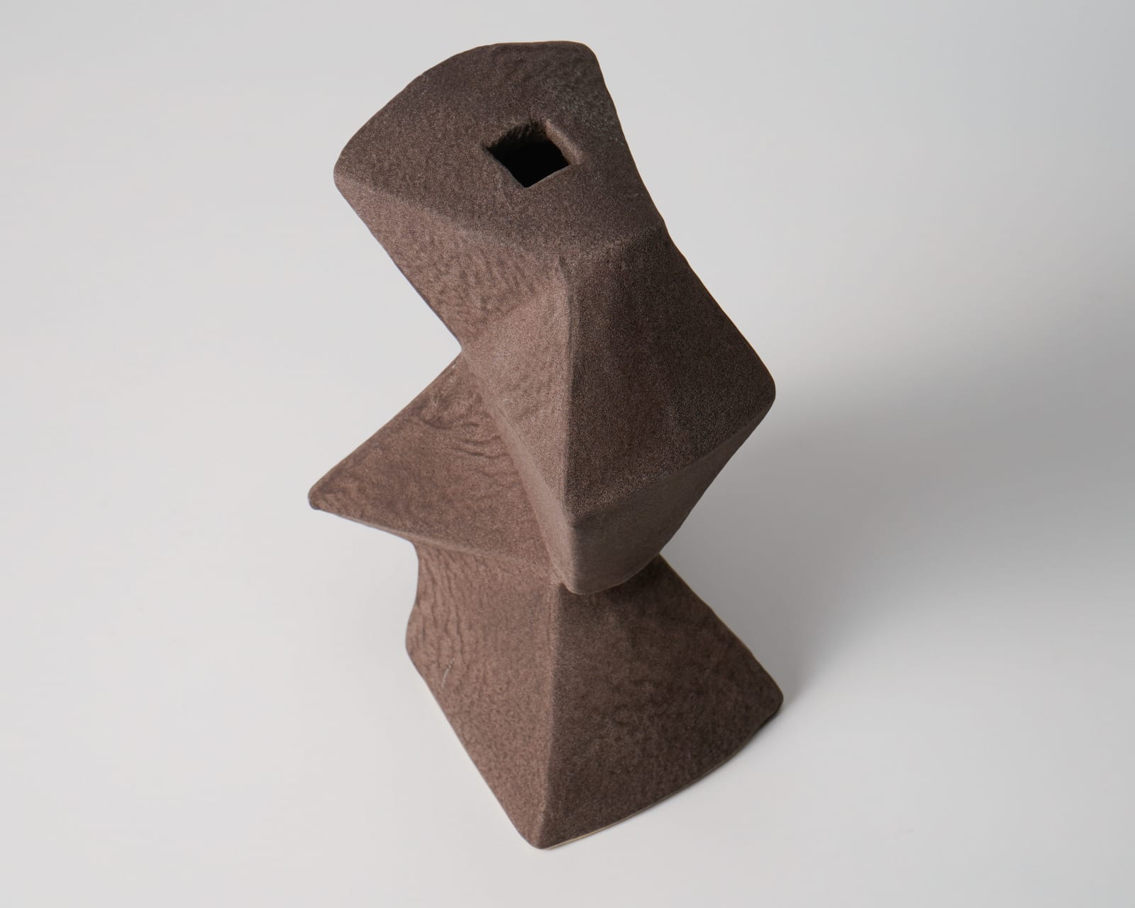 Koinuma Michio 肥沼美智雄, Geometric sculptural jar