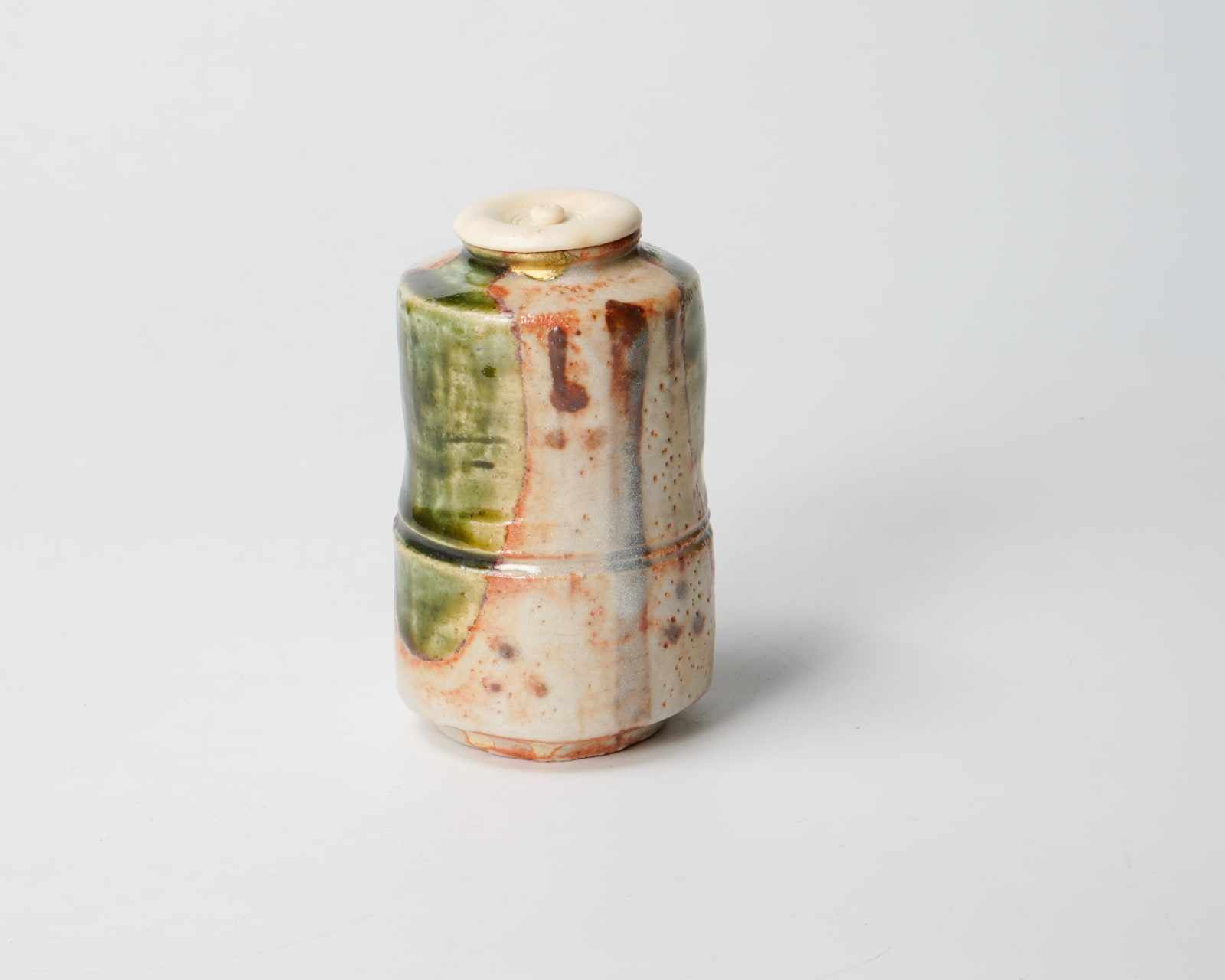 Nagae Koshi 永江港史, Oribe tea caddy 織部茶入