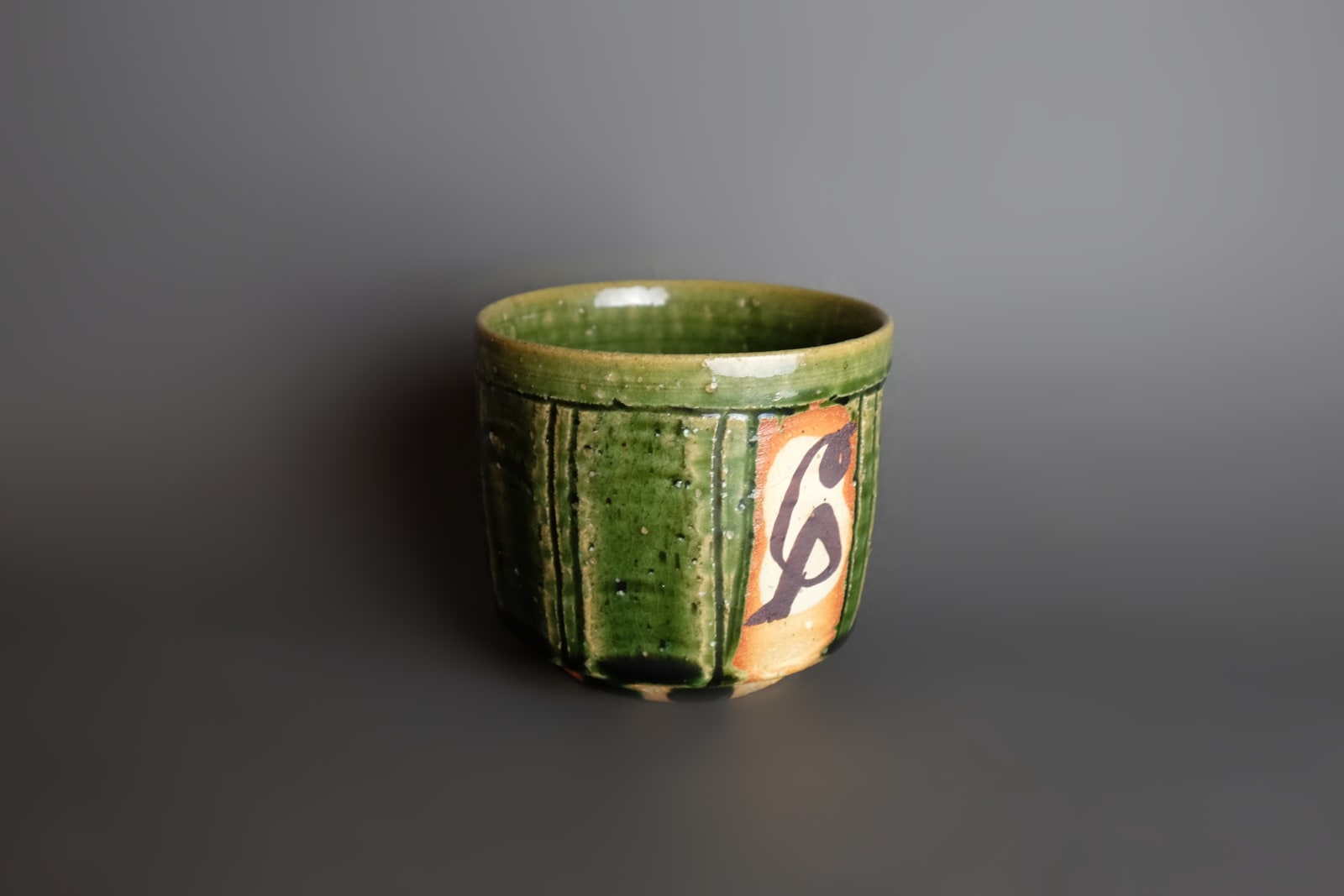 Tanaka Masao 田中正生, Oribe Yunomi with Facets 織部面取湯呑