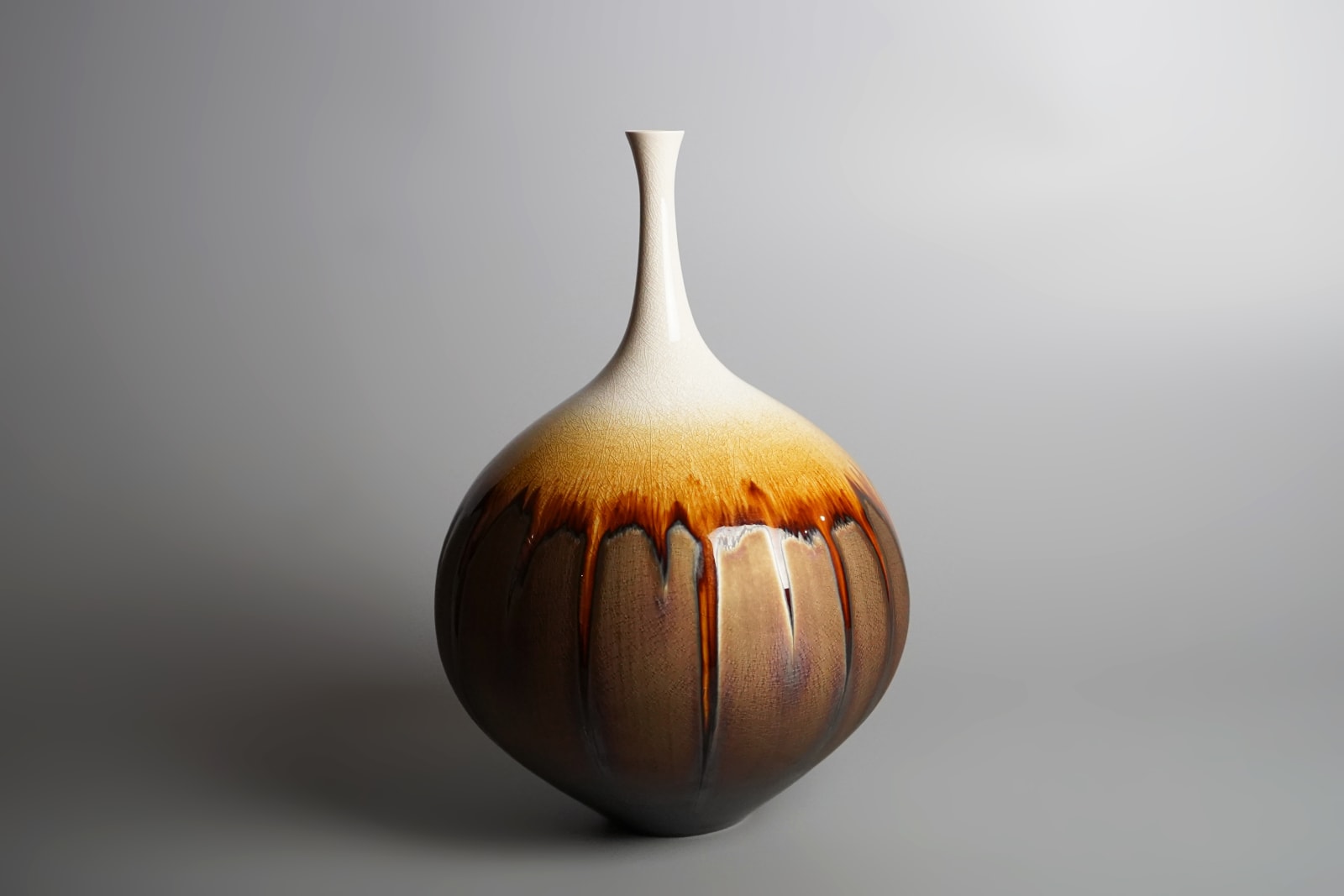 Miyamura Hideaki 宮村 秀明, Snow Cup with Gold Glaze