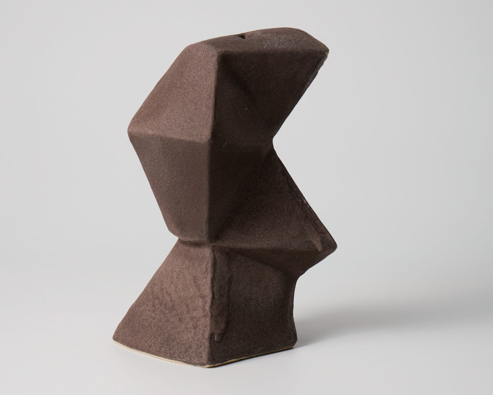 Koinuma Michio 肥沼美智雄, Geometric sculptural jar