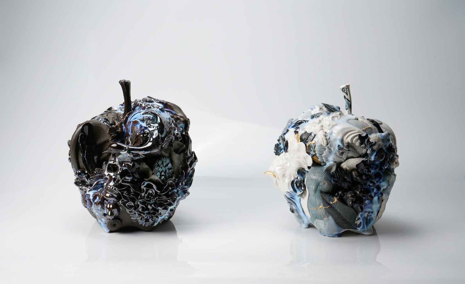 Oishi Sayaka 大石早矢香, Sensitive apple -black and white-, 2024