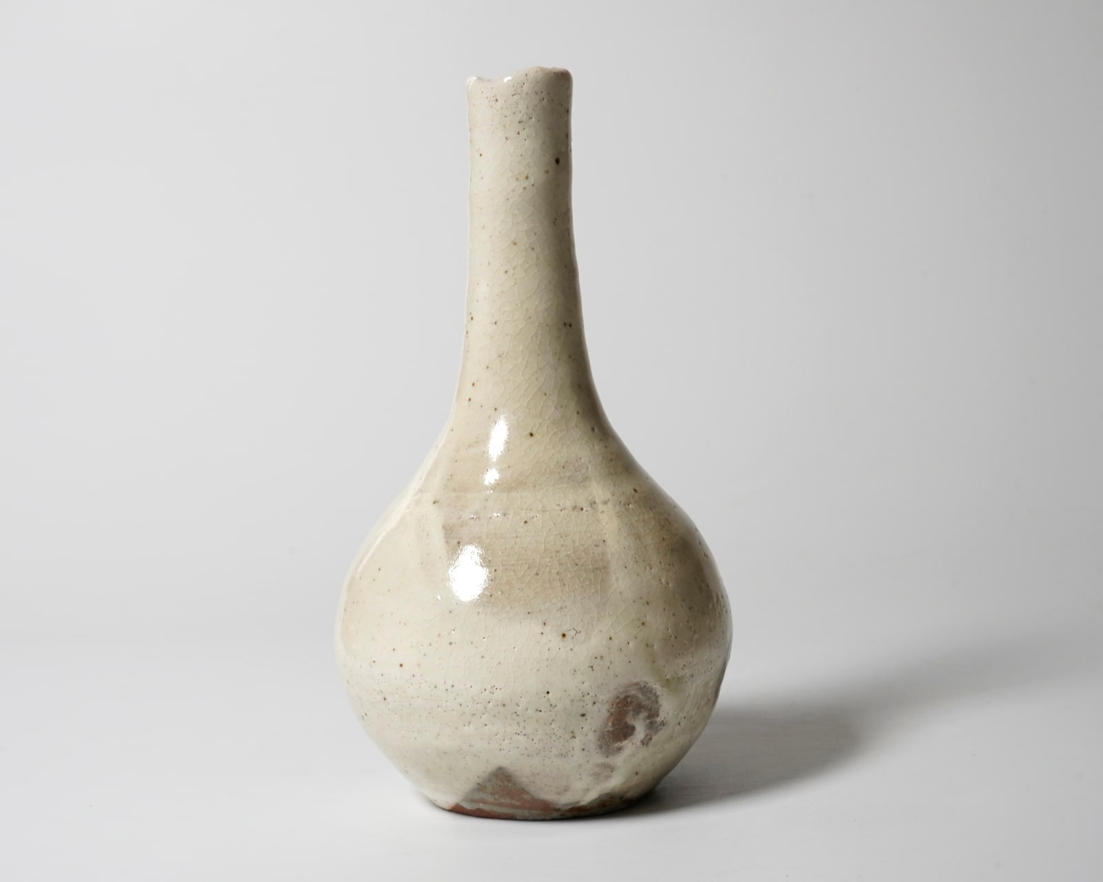 Toyoba Seiya 豊場惺也, Kohiki Flower Vase 粉吹 花生