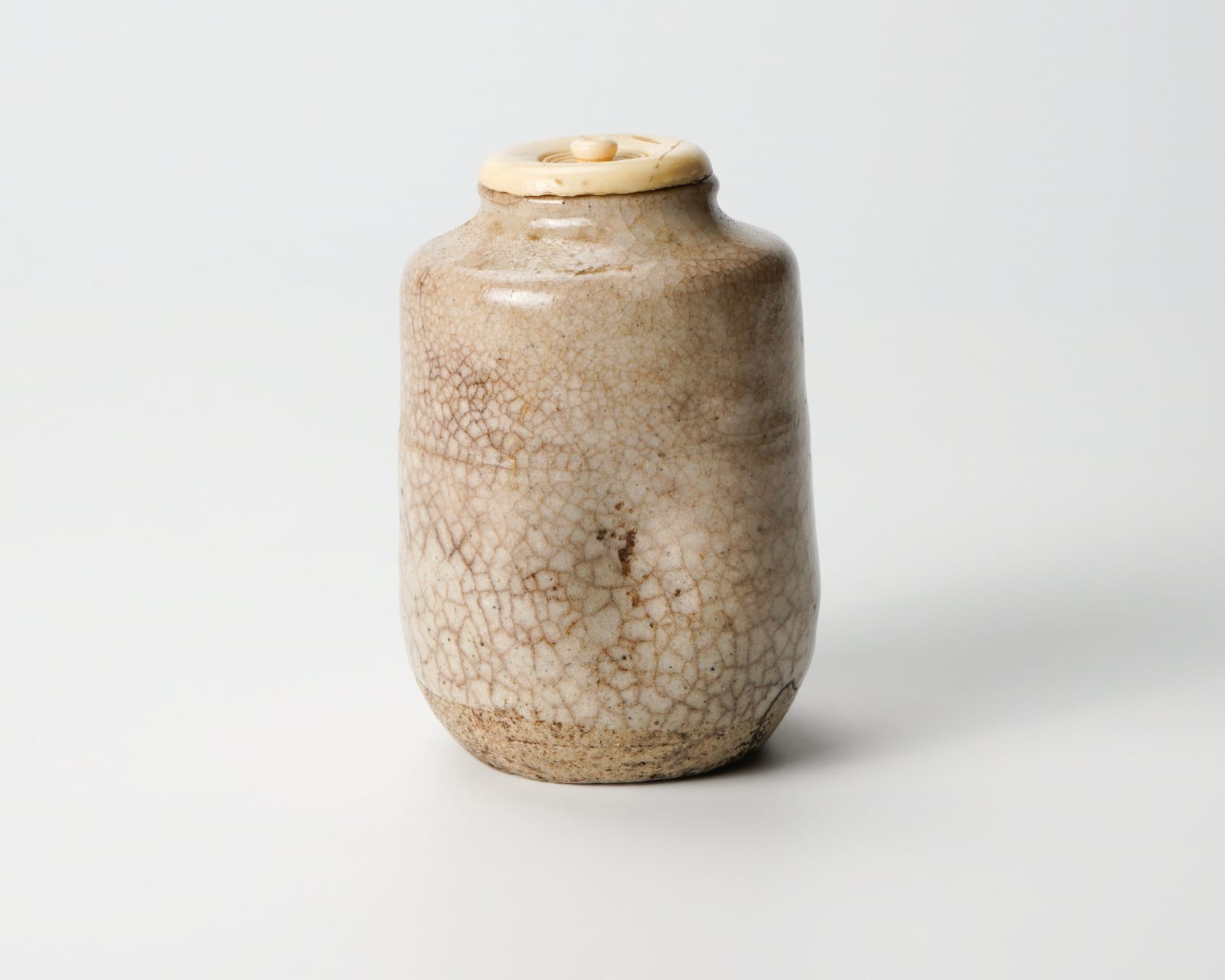 Moriyama Kankei 森山歓渓, Ko Shino tea caddy