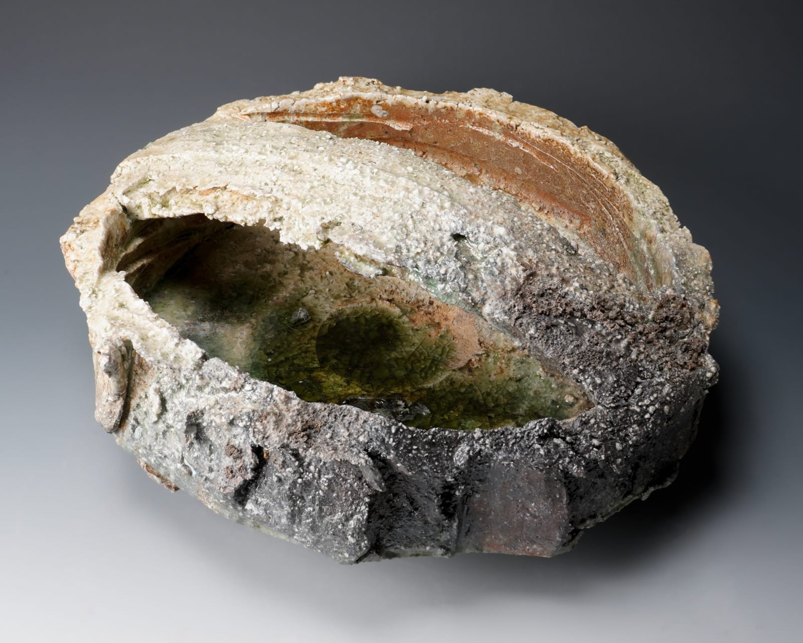 Kohara Yasuhiro 小原康裕, Shigaraki Basket with Handle 1 信楽手鉢, 2020