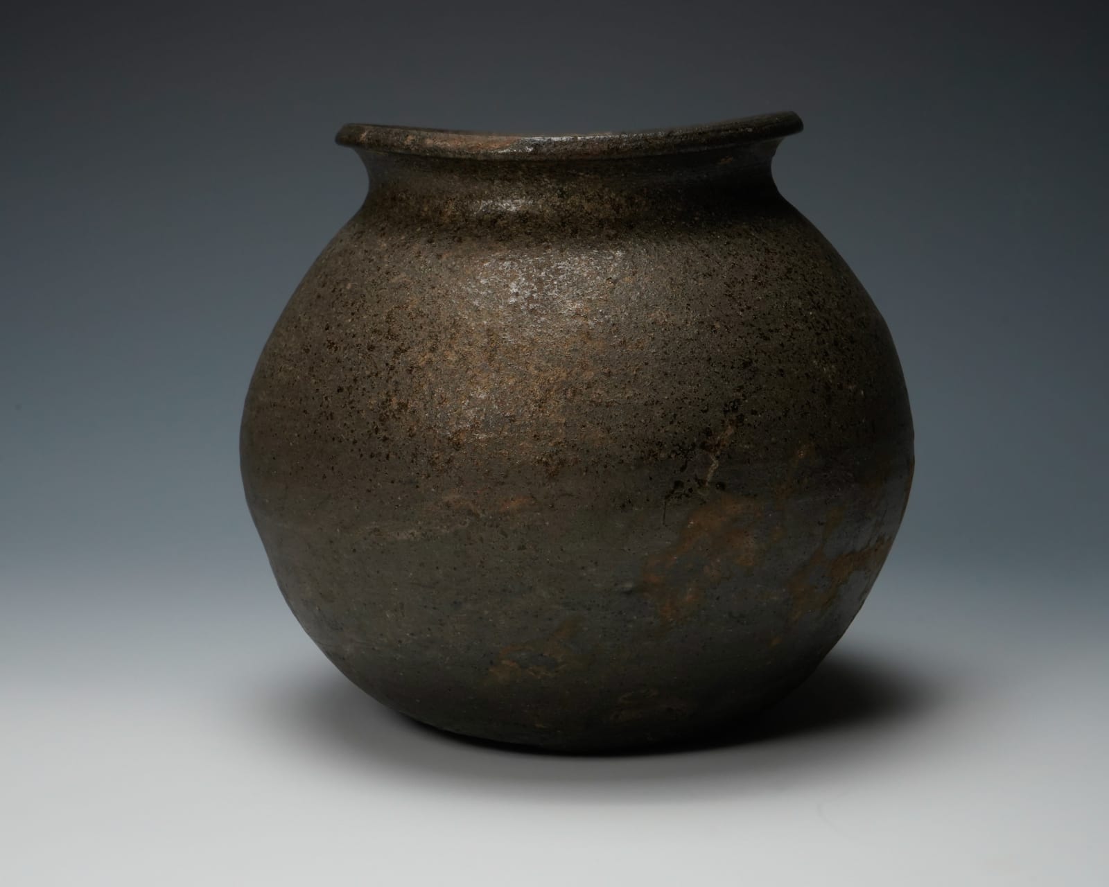 Sue Ware Jar 須恵器壺, AD.250 to 794 (古墳 – 平安時代) | Dai