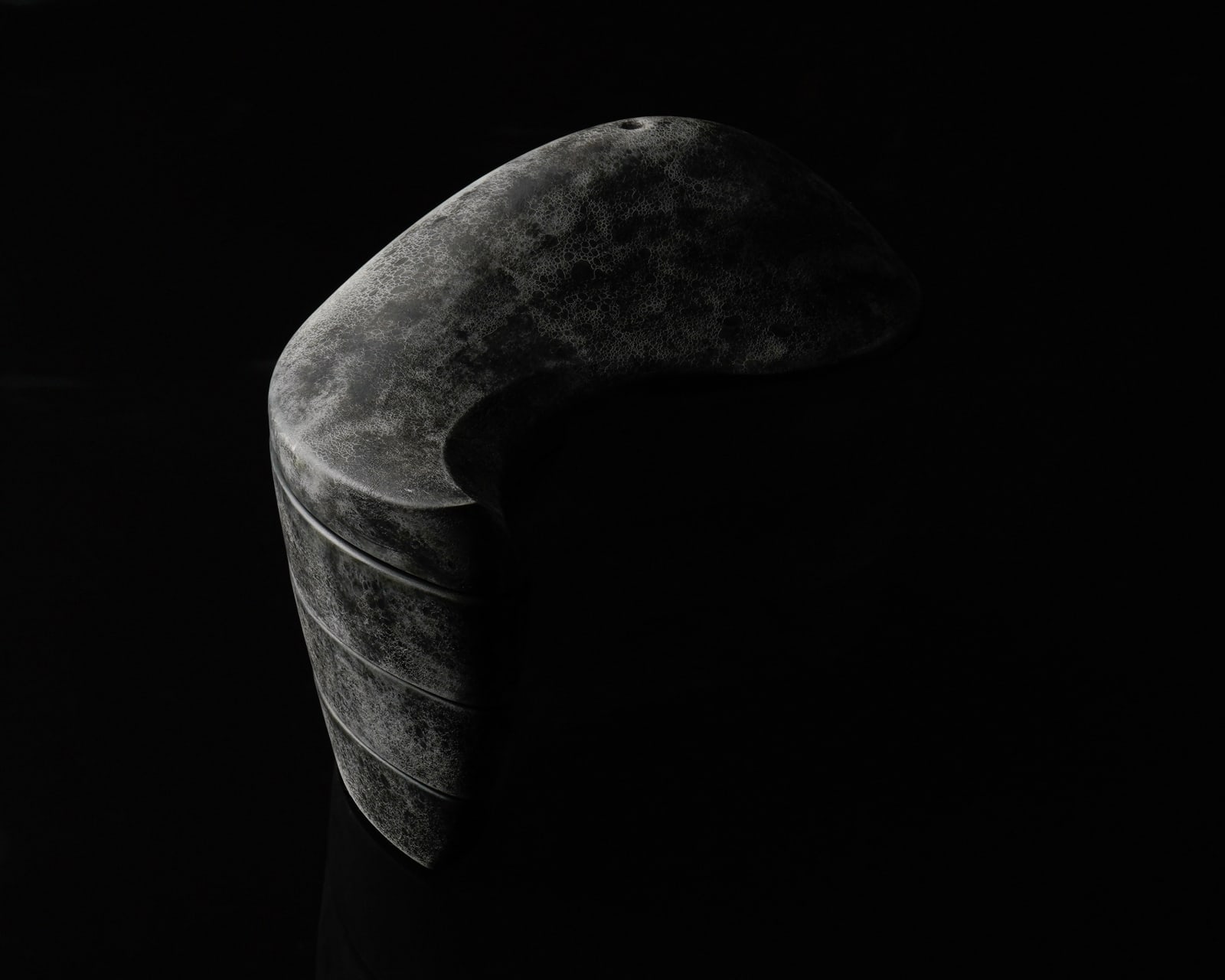 Terauchi Shinji 寺内信二, Moon-scape box (Black)Yin and yang 令和神饌重, 2024