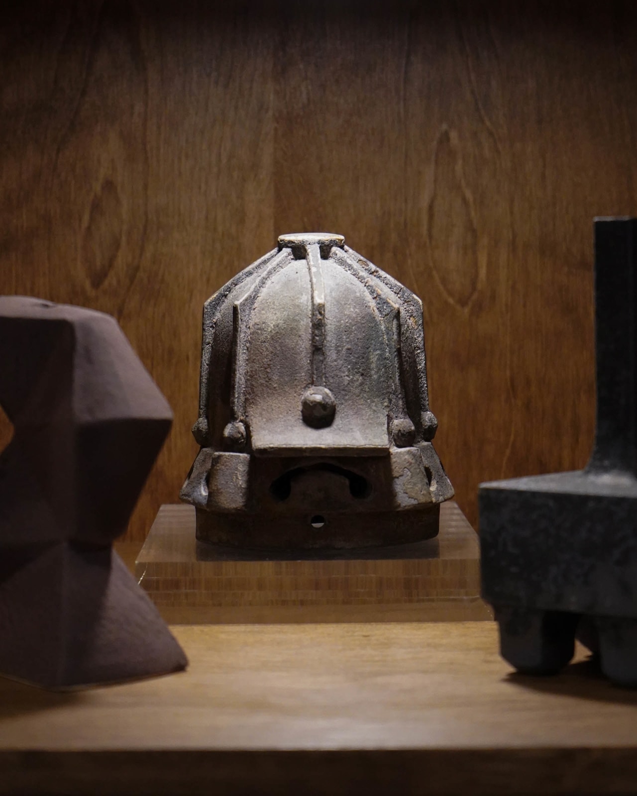 Koinuma Michio 肥沼美智雄, Kabuto, 1987