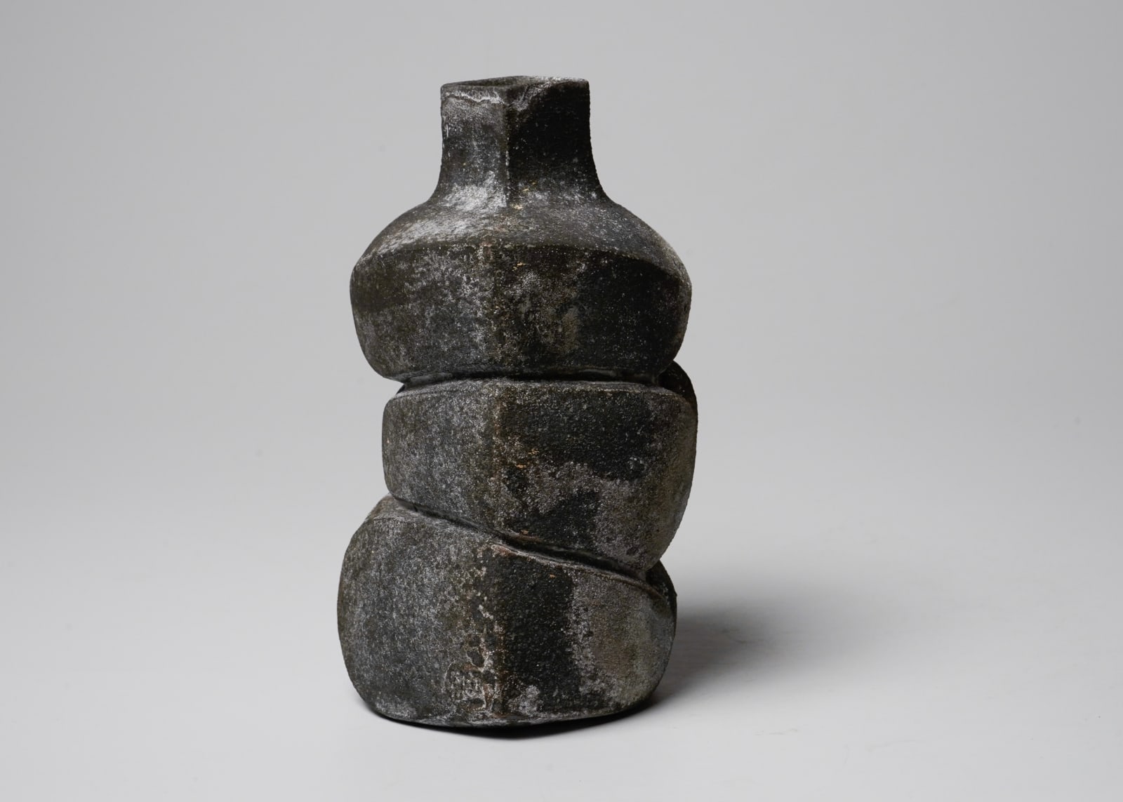Koinuma Michio 肥沼美智雄, Sake Bottle 徳利