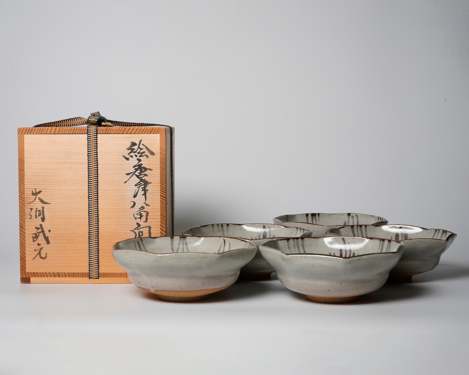 Arimitsu Takechika 有光武元, Set of 5 Octagonal Karatsu Mukozuke Dishes