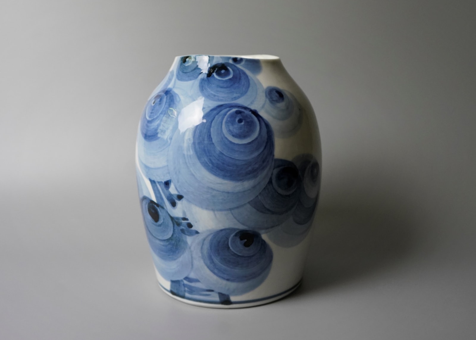 Imanishi Masaya 今西 方哉, Jar with blue and white cobalt glaze 染付大樹 壺