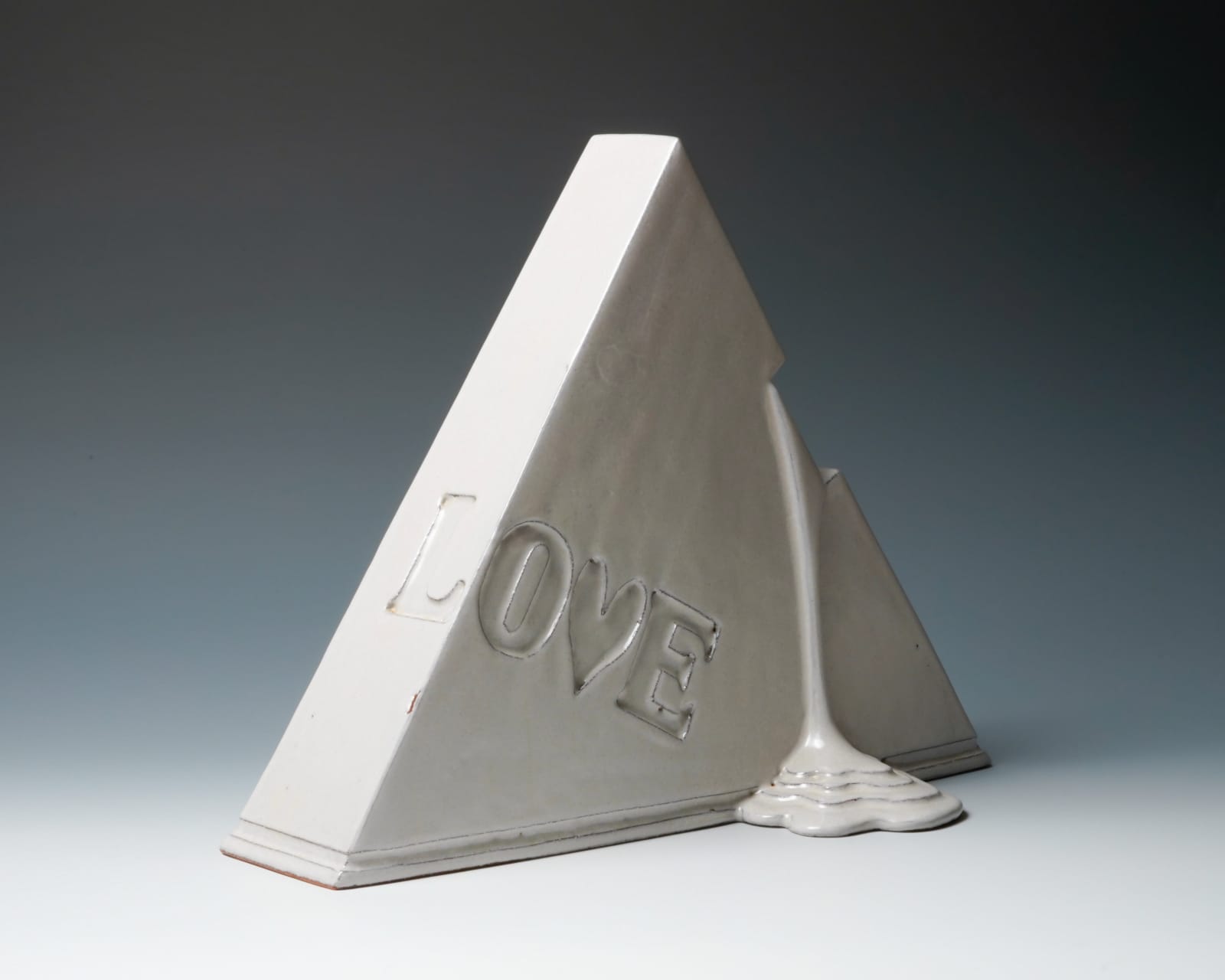 Miwa Ryosaku 三輪龍作, Hagi White Glazed Sculpture "LOVE" (Triangle), 1993