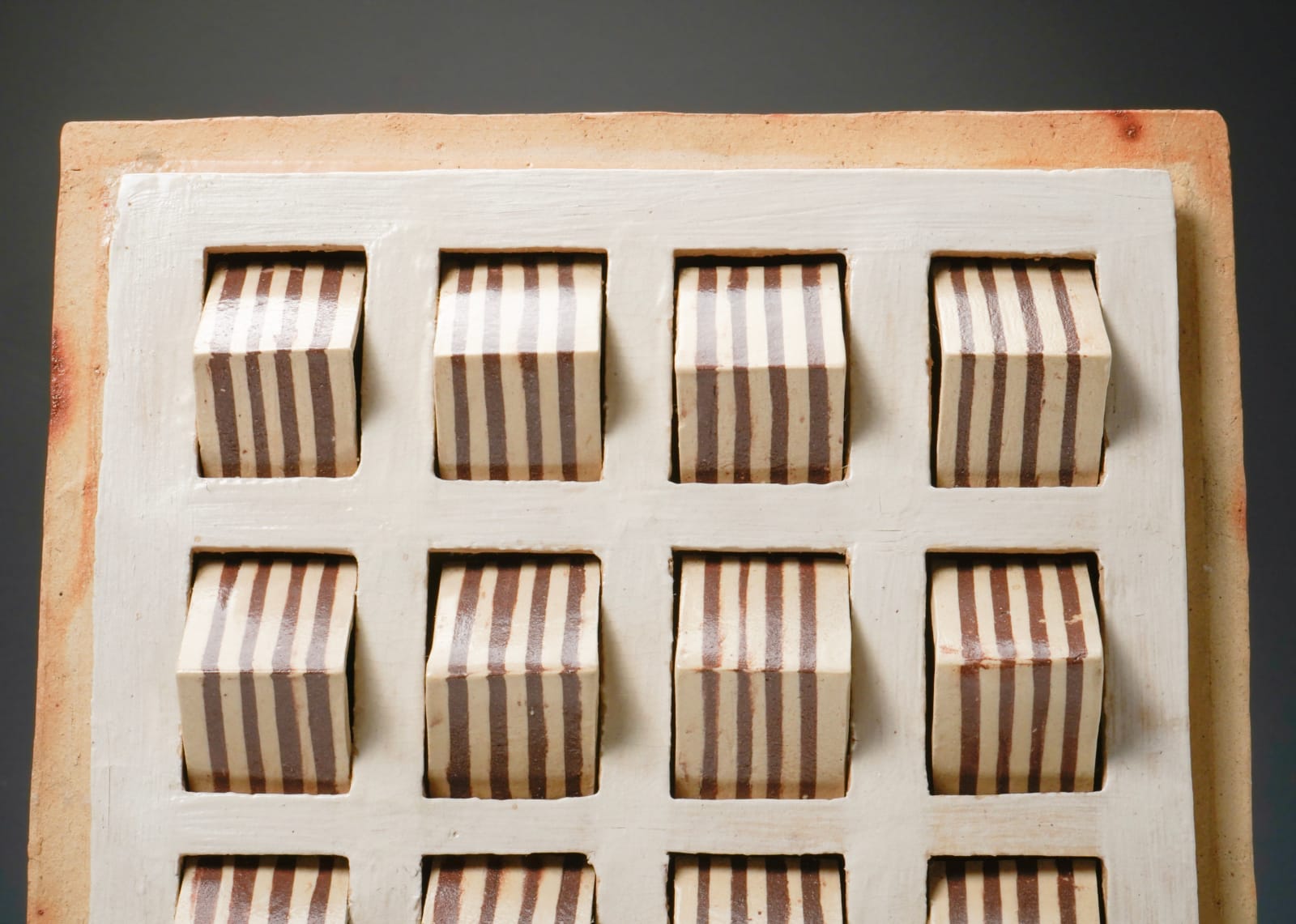 Yamada Hikaru 山田光, Convex Facets on Clay Plane 陶面の中の凸面, 1976