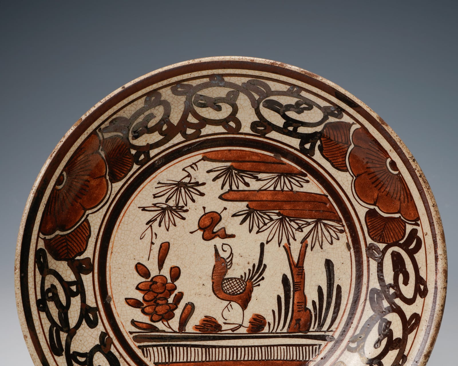 E Seto plate with iron painted bird and tree motifs 瀬戸皿 鉄絵鳥樹, Late Edo period 江戸時代後期 19世紀