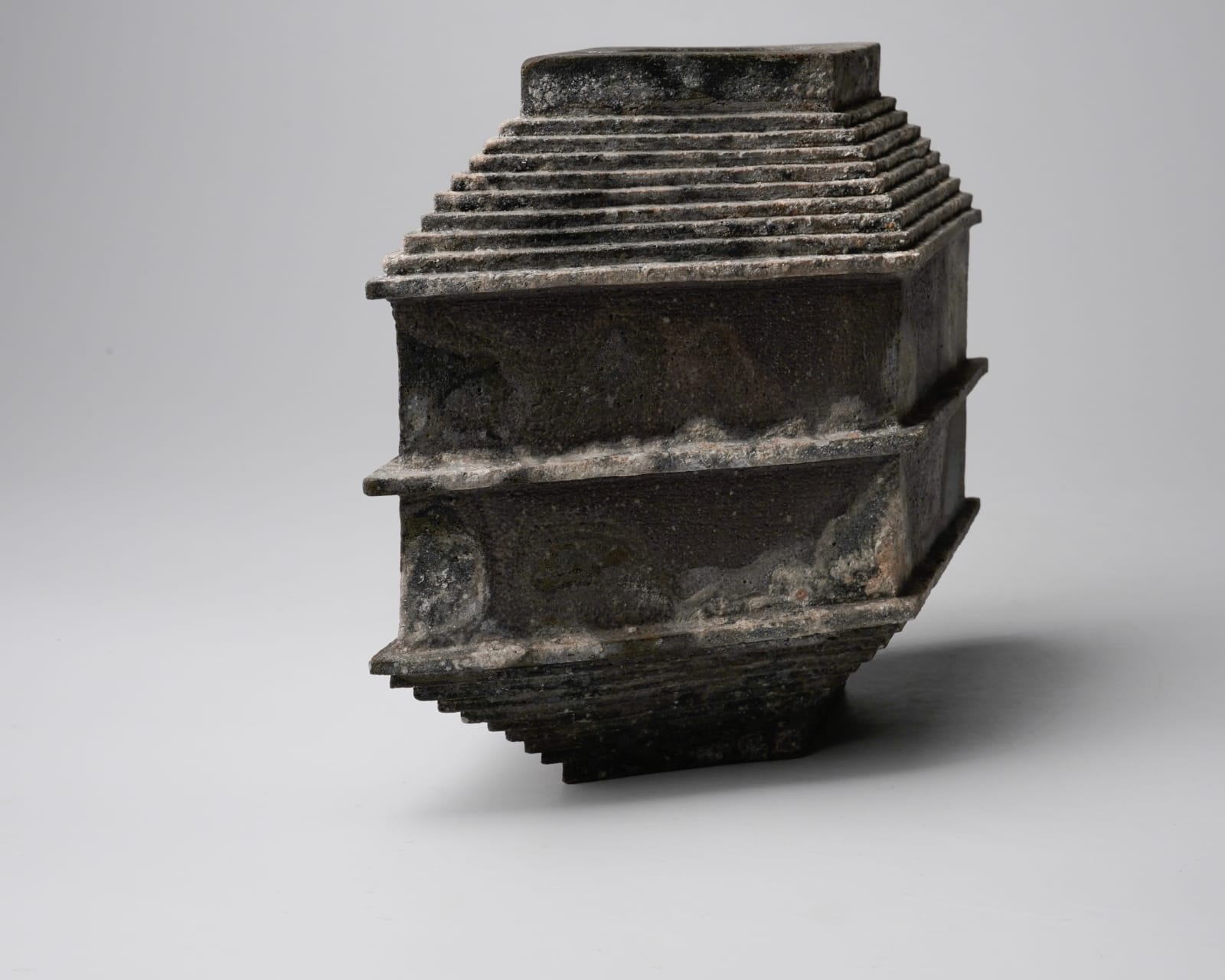 Koinuma Michio 肥沼美智雄, Jar