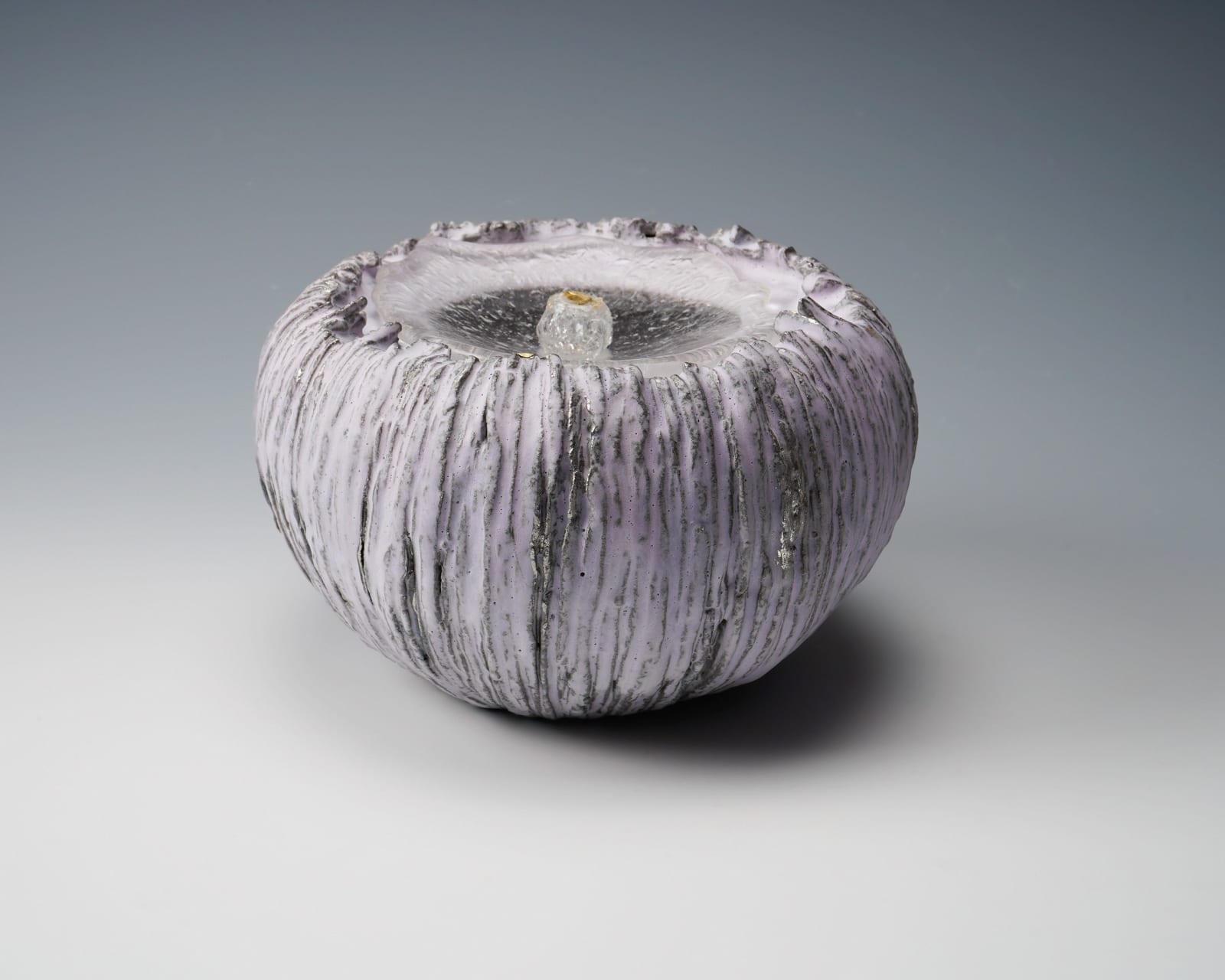 Hiruma Kazuyo 昼馬和代, Water Jar "Lake Breeze" 湖水の風 水指, 2024