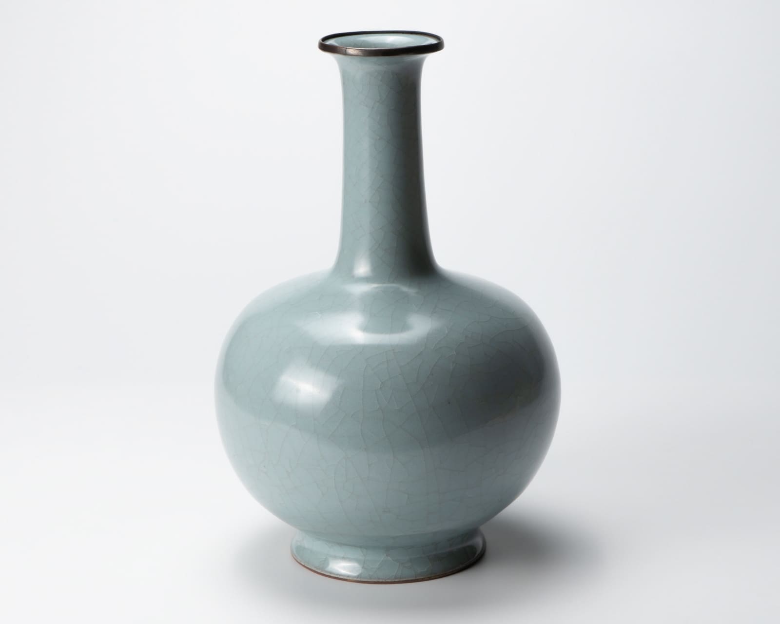 Ito Hidehito 伊藤秀人, Celadon flower vase, 2024