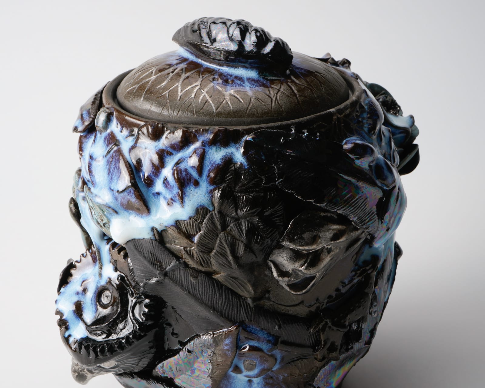 Oishi Sayaka 大石早矢香, Water Jar - feathers- 水指, 2024