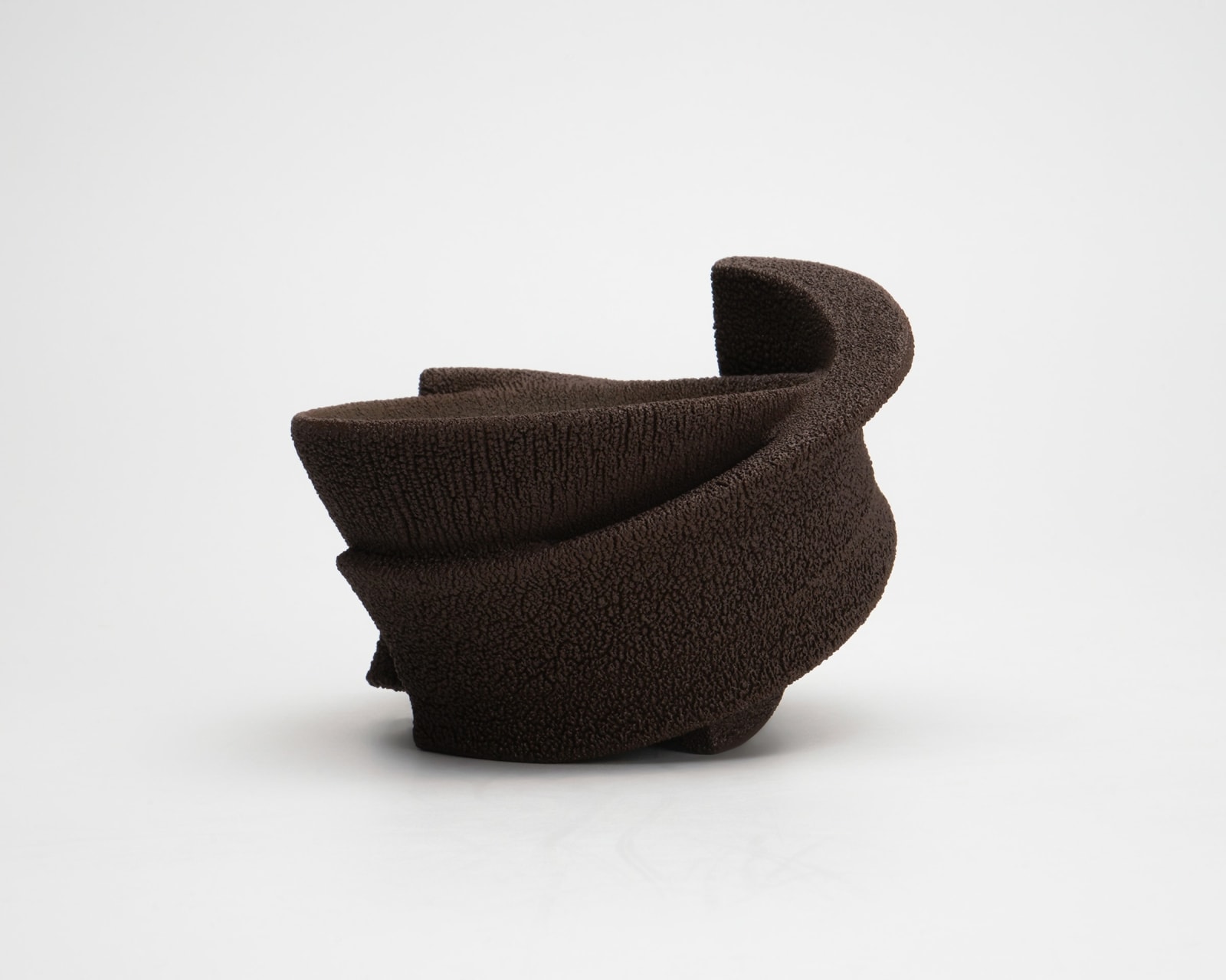 Matsutani Fumio 松谷文生, No.6 Kachi Kei (Brown) Sake cup, 2025