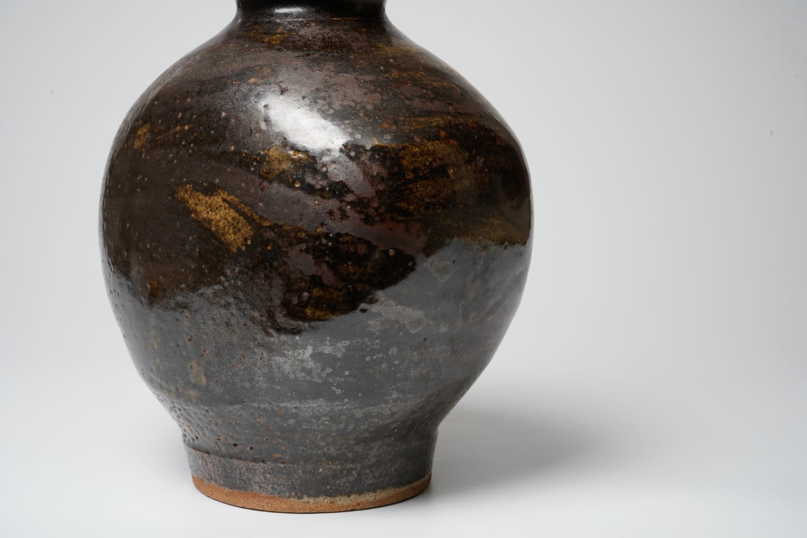 Murata Gen 村田 元, Iron glazed flat jar 鉄砂扁壺
