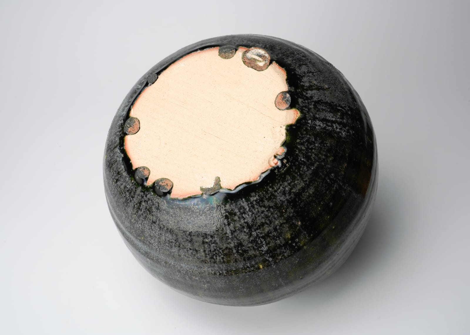 Kumakura Junkichi 熊倉順吉, Oribe Glazed Vessel 1 織部釉花生, 1970's