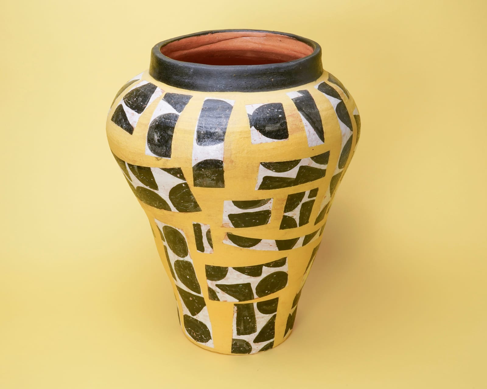 Kim Hono 金憲鎬, Yellow Jar 1 壺