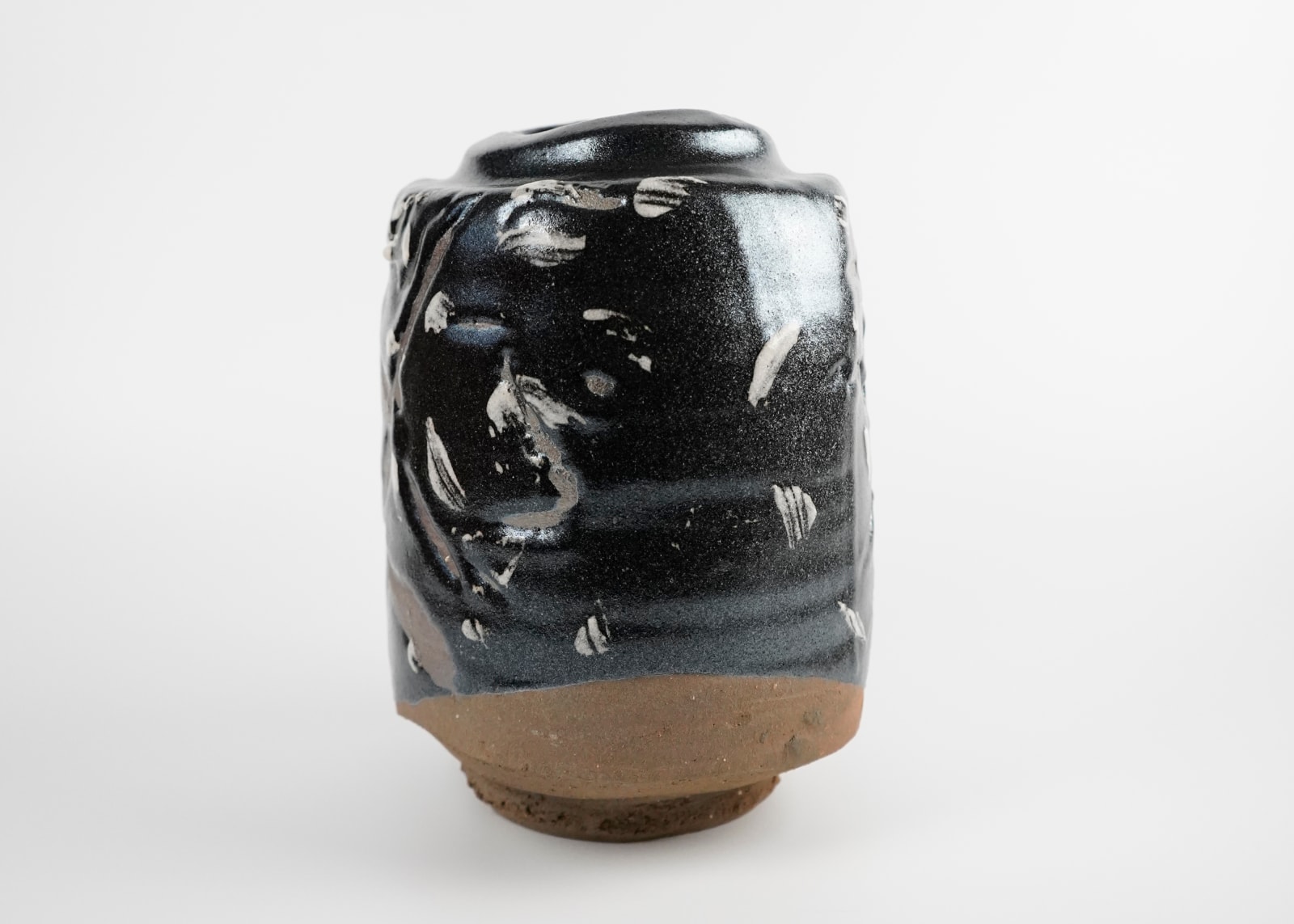 Shimizu Uichi 清水 卯一, Jar with Finger-Scraped Calligraphic 