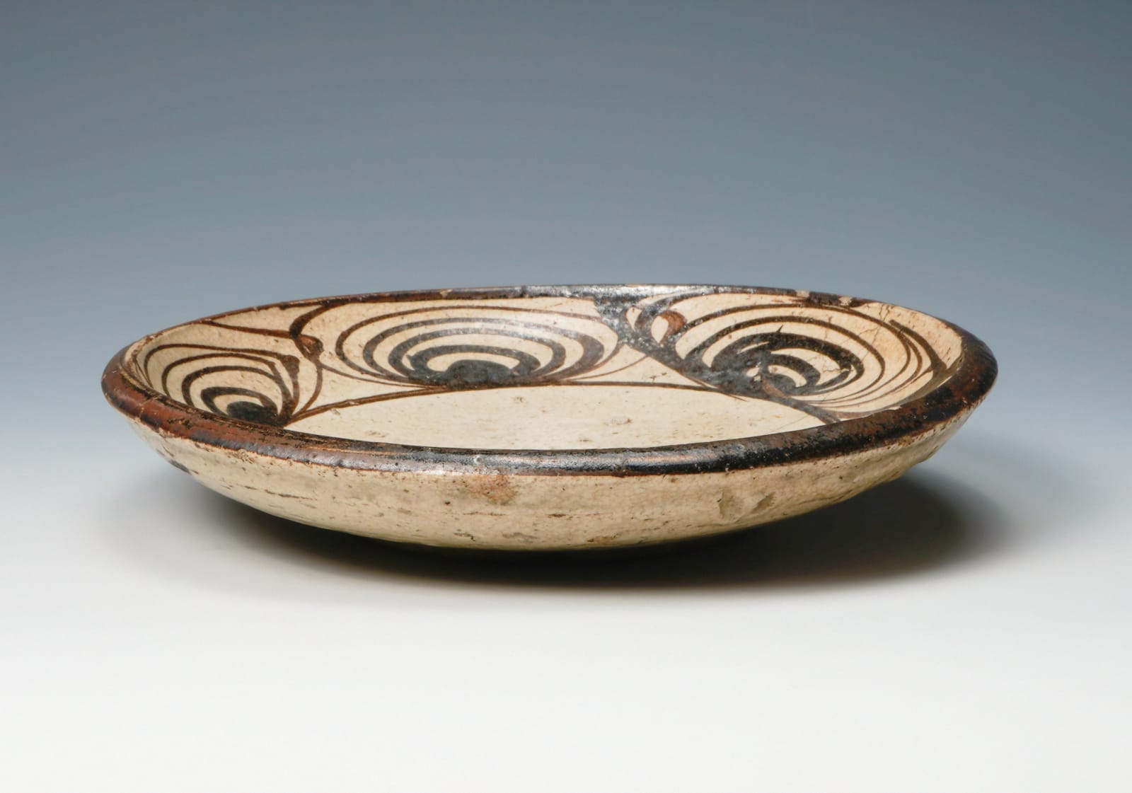 Anonymous, Plate with horse's eye (Umanome) motif, Late Edo period 江戸時代後期 19世紀