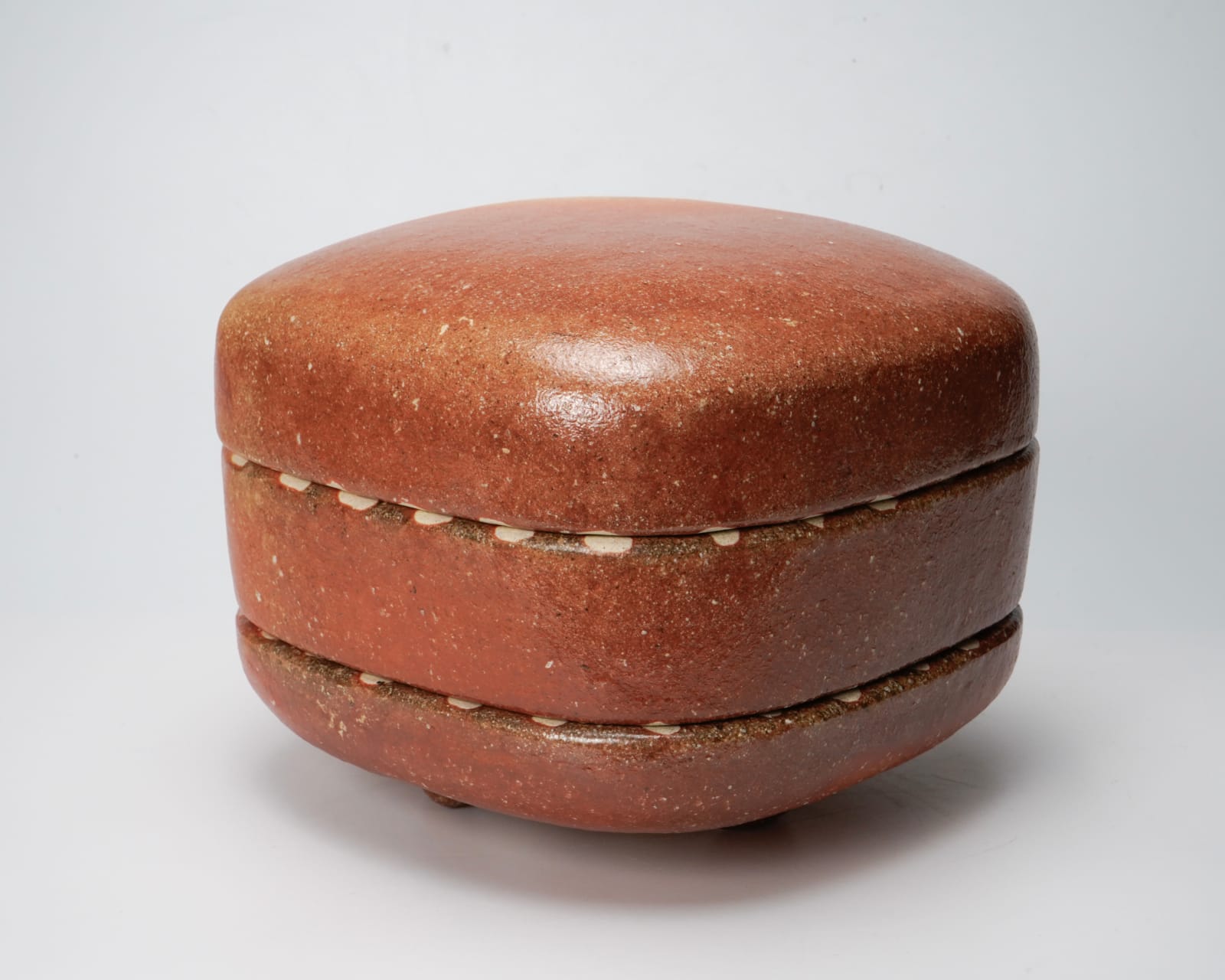 Hasu Yoshitaka 蓮善隆, Tiered ash glazed box