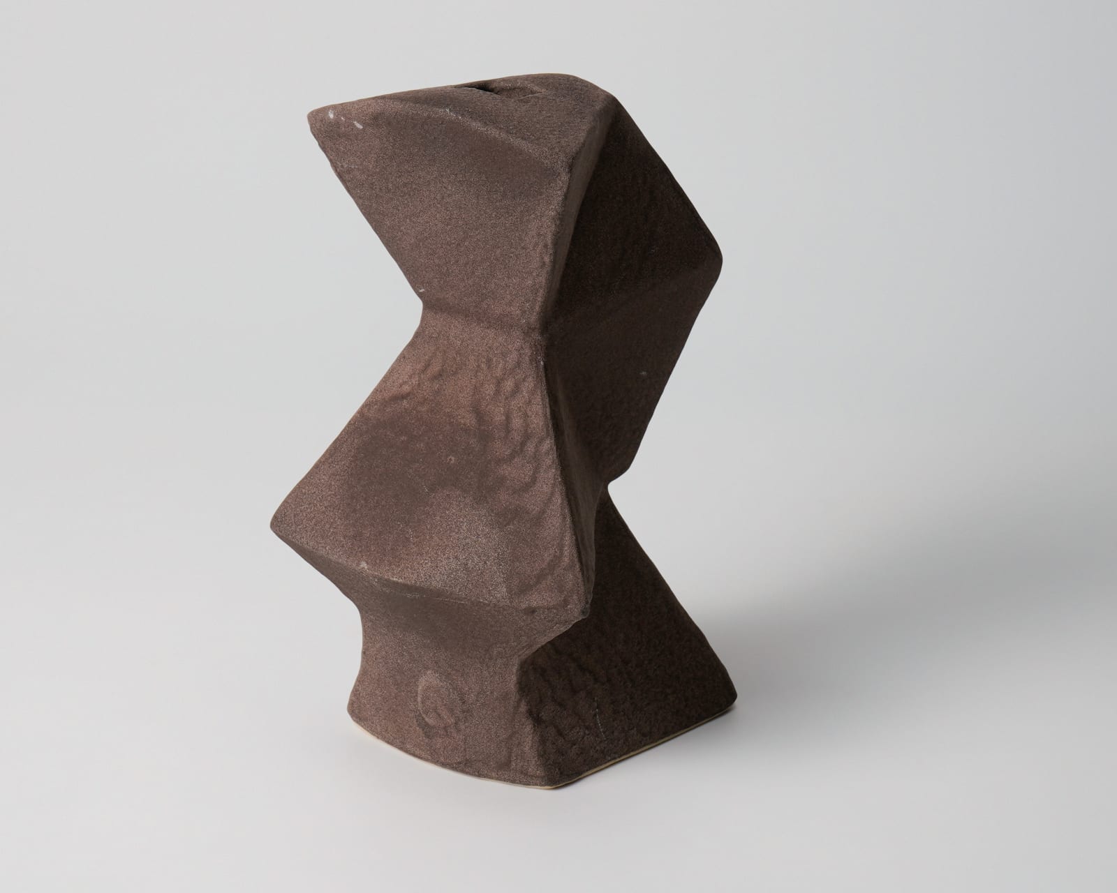 Koinuma Michio 肥沼美智雄, Geometric sculptural jar