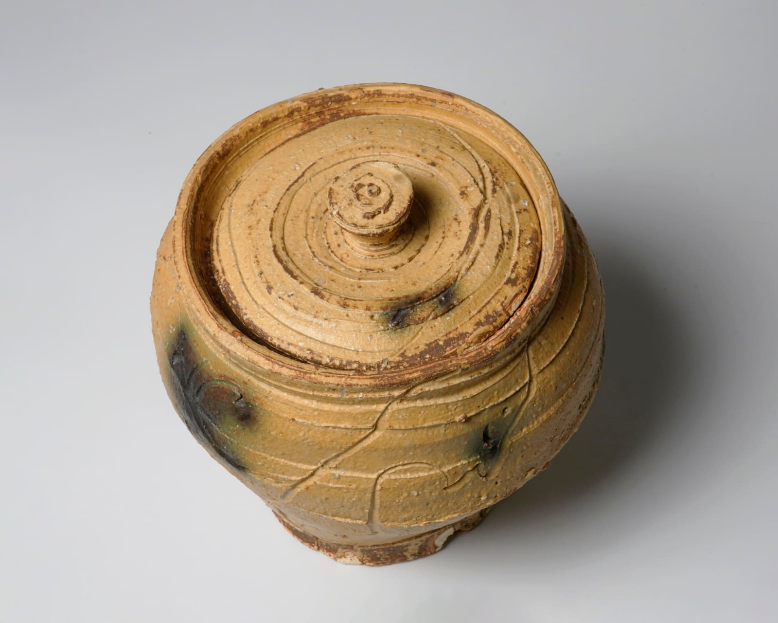 Yamada Kazu 山田和, Kiseto water jar 黄瀬戸水指, 2000's