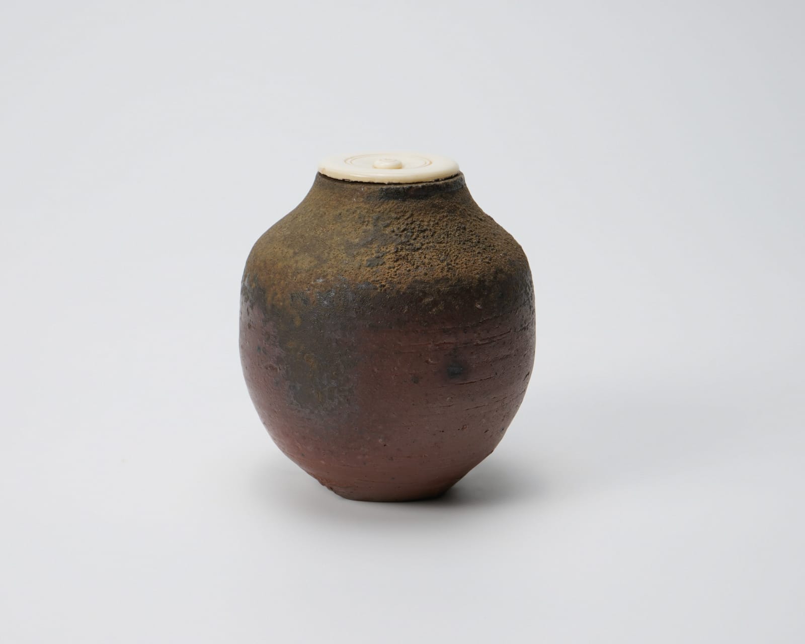 Fujiwara Yu 藤原雄, Bizen tea caddy 備前茶入