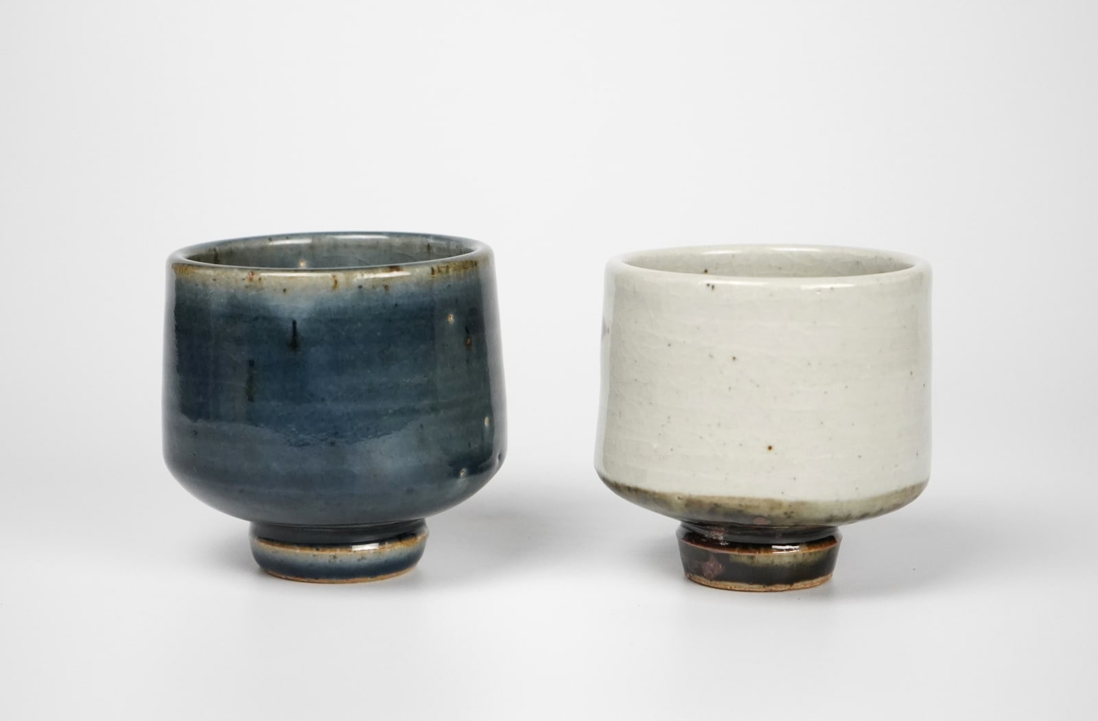 Studio of Kawai Kanjiro 河井寛次郎, Pair of Yunomi 偲び草