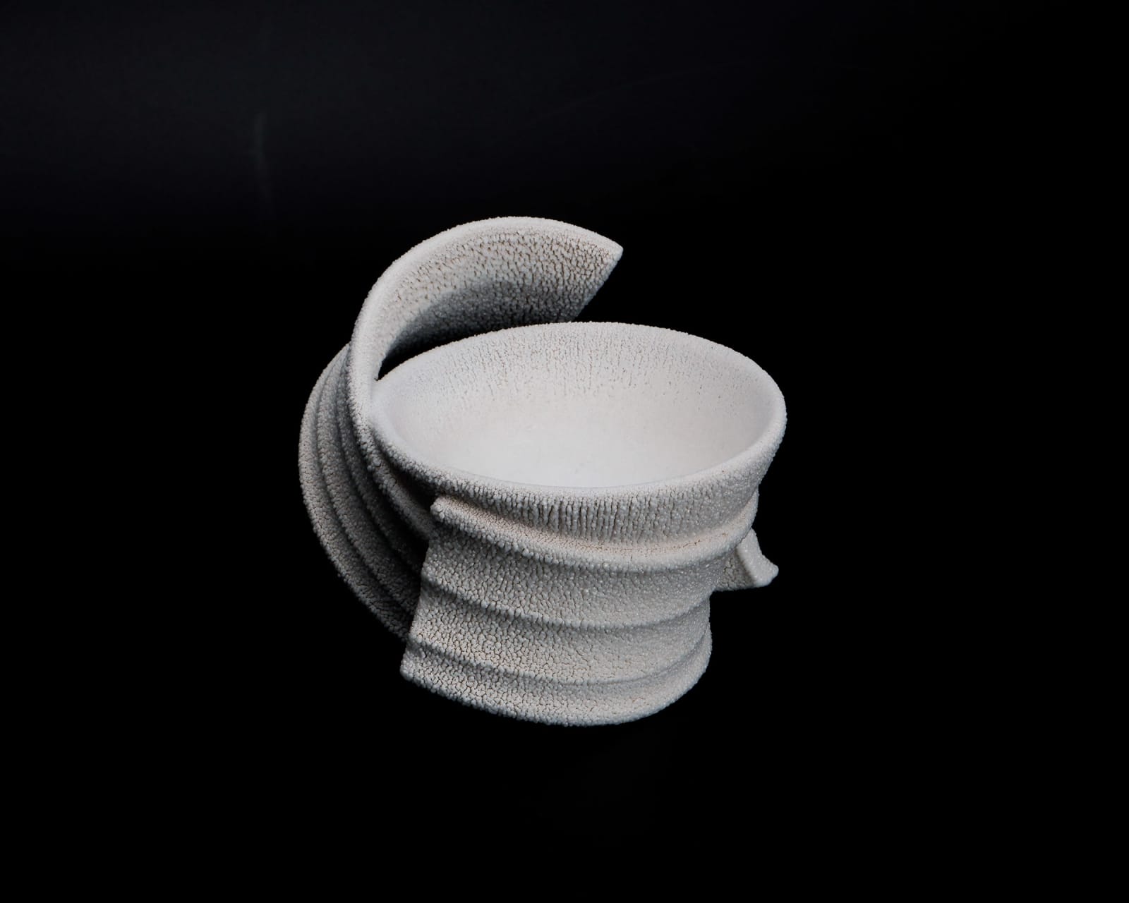 Matsutani Fumio 松谷文生, No.1 Kō Kei (White) Sake cup, 2025