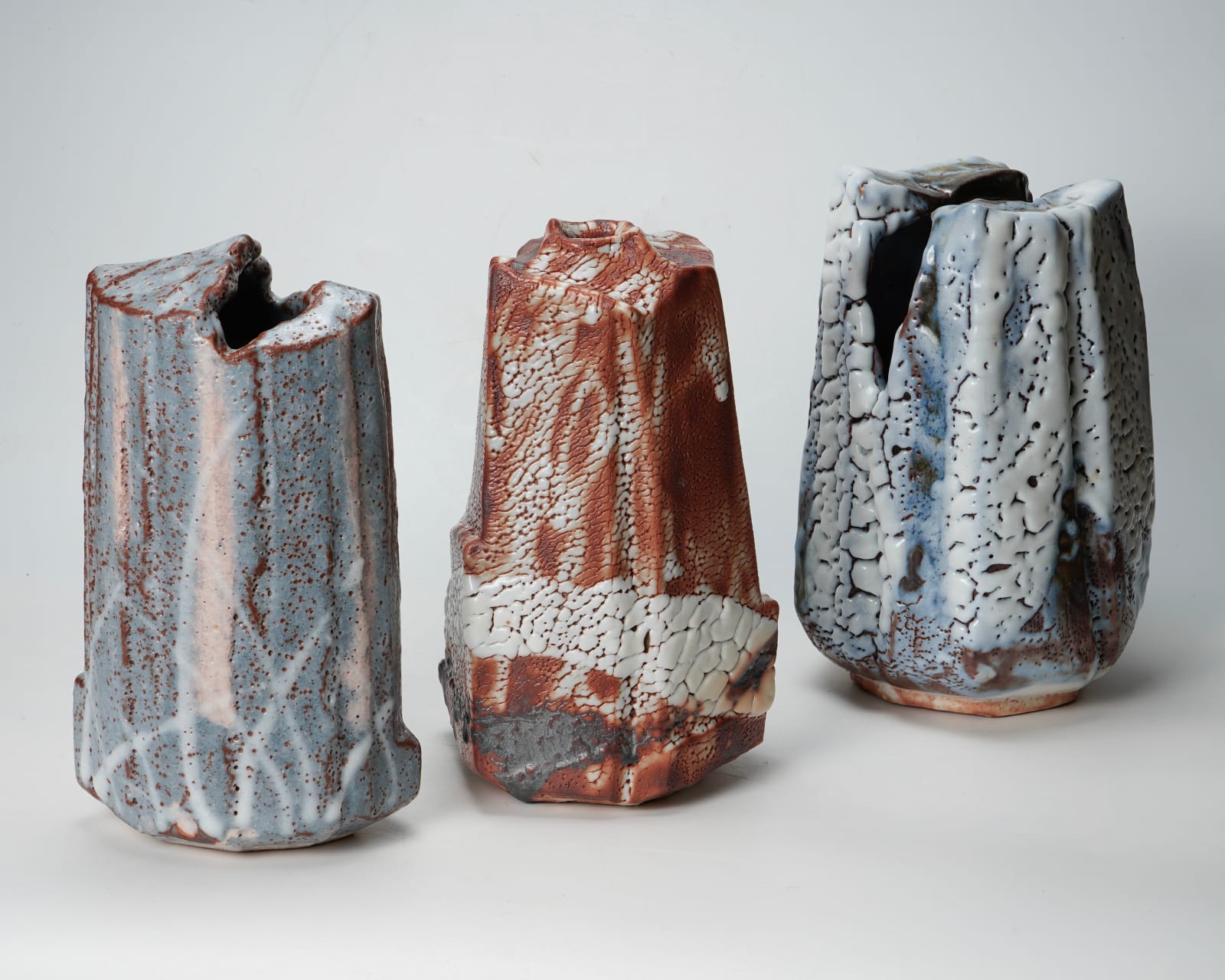 KATO Yasukage XIV 十四代加藤康景, Gray Shino Flower Vase 鼠志野花入