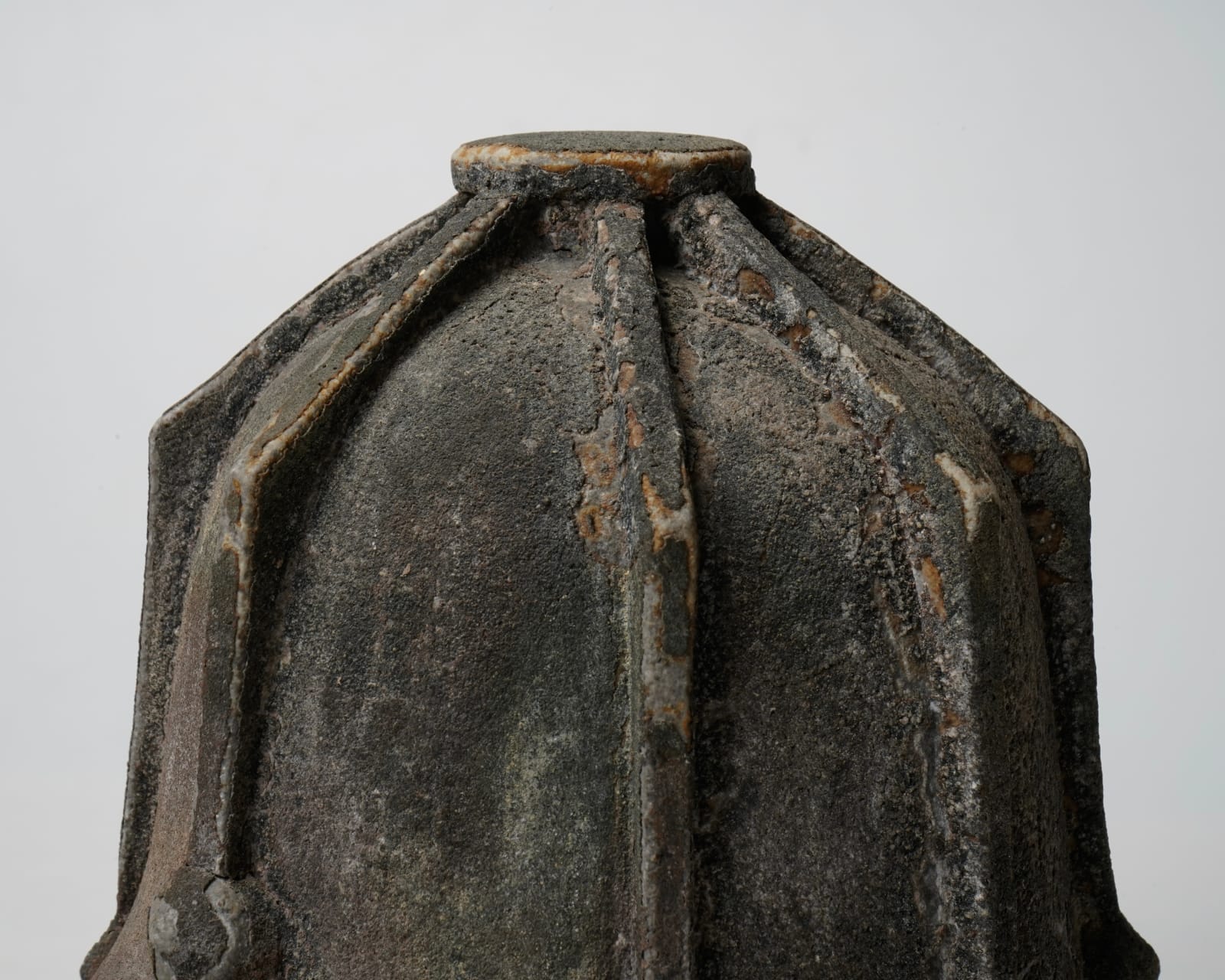 Koinuma Michio 肥沼美智雄, Kabuto, 1987